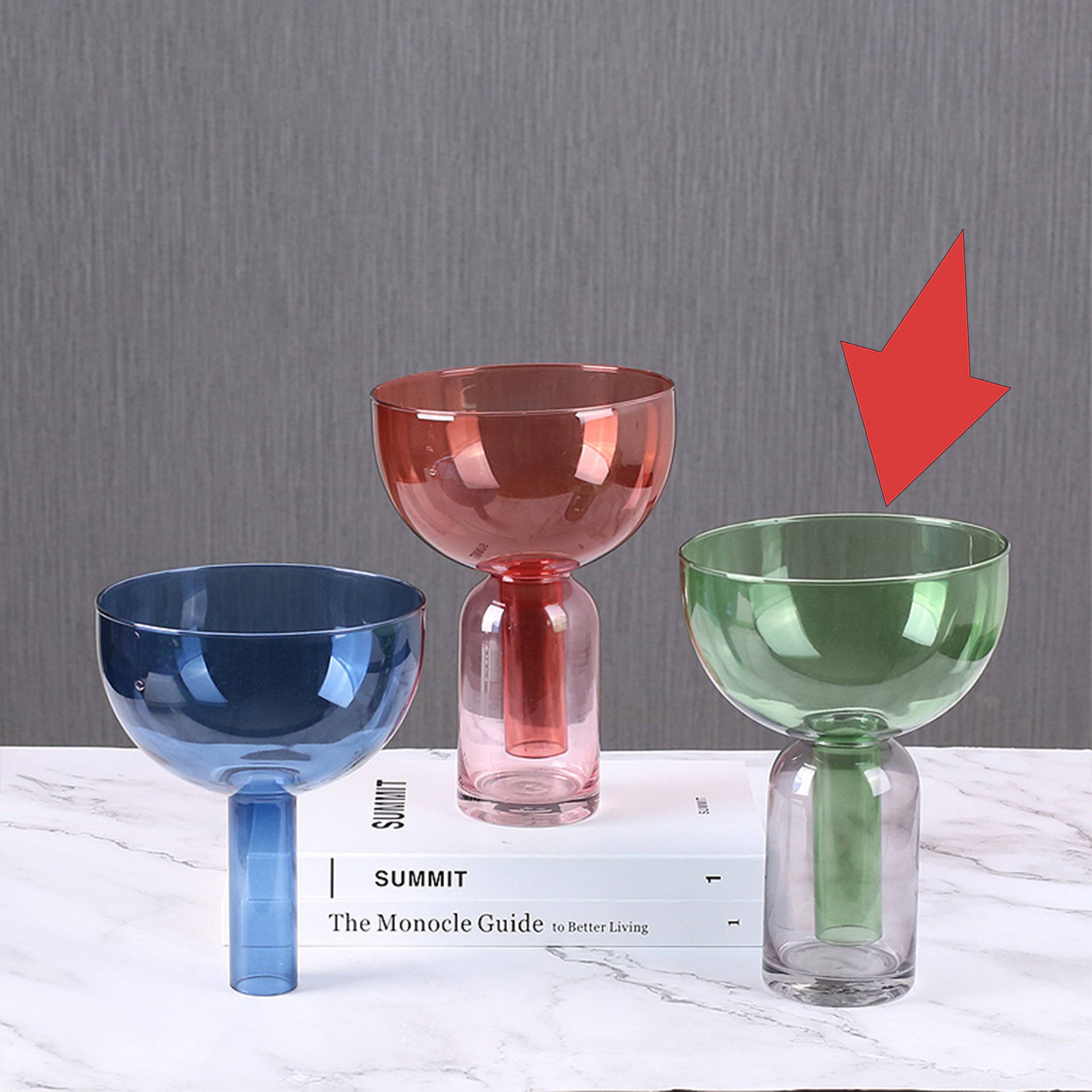 Green Funnel Vase Fb-Zs2029C -  Vases - ebarza Furniture UAE | Shop Modern Furniture in Abu Dhabi & Dubai - مفروشات ايبازرا في الامارات | تسوق اثاث عصري وديكورات مميزة في دبي وابوظبي