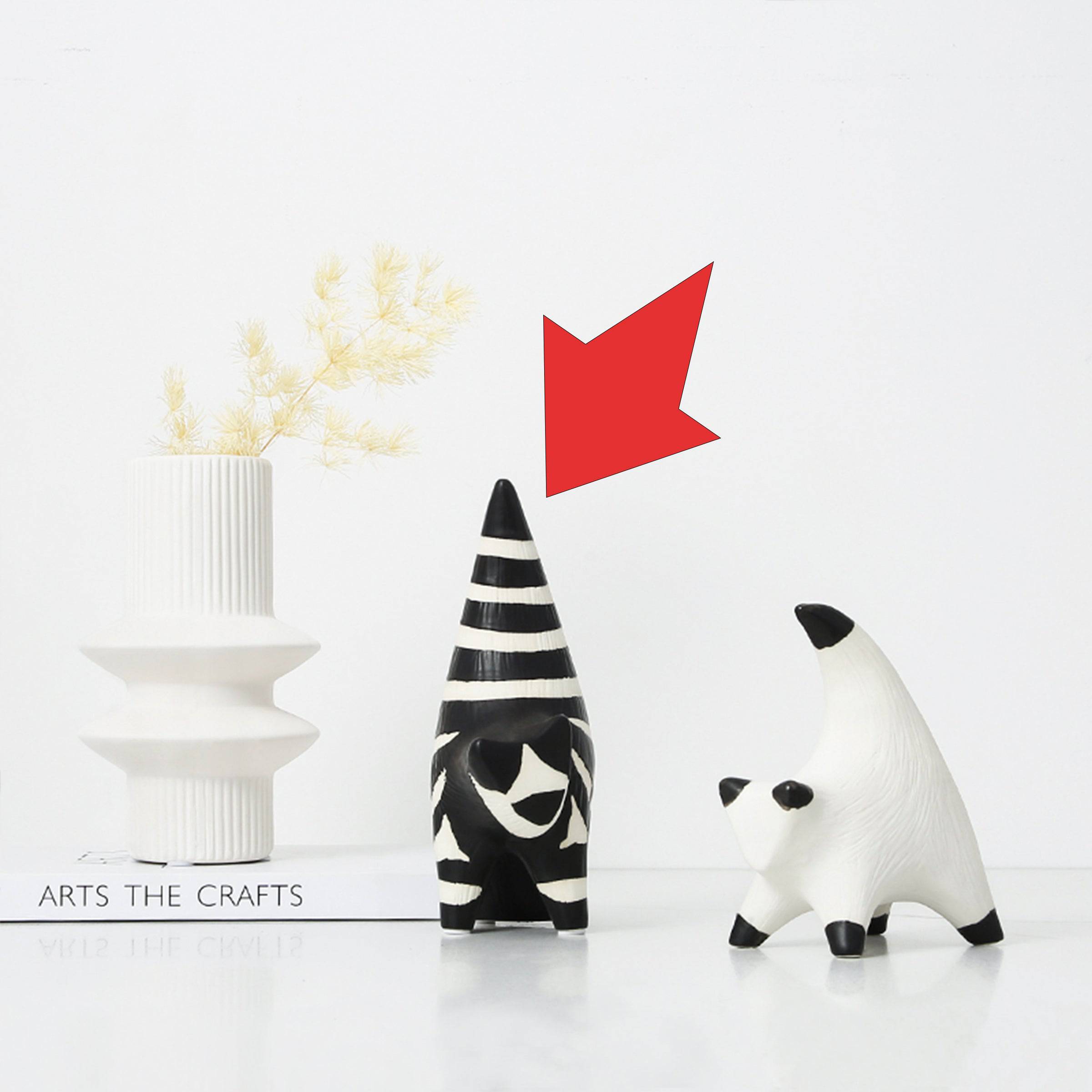 Hand Painted Cat Ornament -A Fa-D21083A -  Home Decor Figurines - ebarza Furniture UAE | Shop Modern Furniture in Abu Dhabi & Dubai - مفروشات ايبازرا في الامارات | تسوق اثاث عصري وديكورات مميزة في دبي وابوظبي