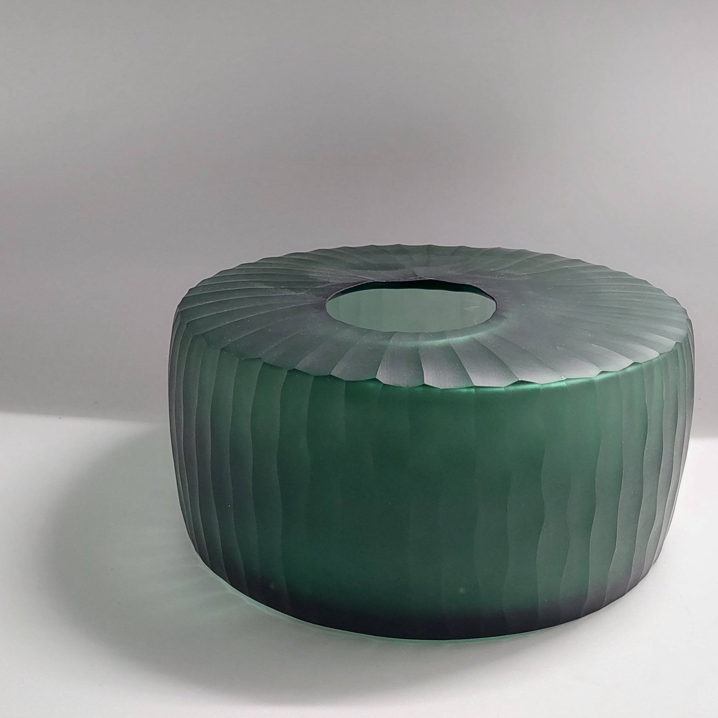 Handmade Balloton Glass Vase 15209-105-Green -  Vases - ebarza Furniture UAE | Shop Modern Furniture in Abu Dhabi & Dubai - مفروشات ايبازرا في الامارات | تسوق اثاث عصري وديكورات مميزة في دبي وابوظبي