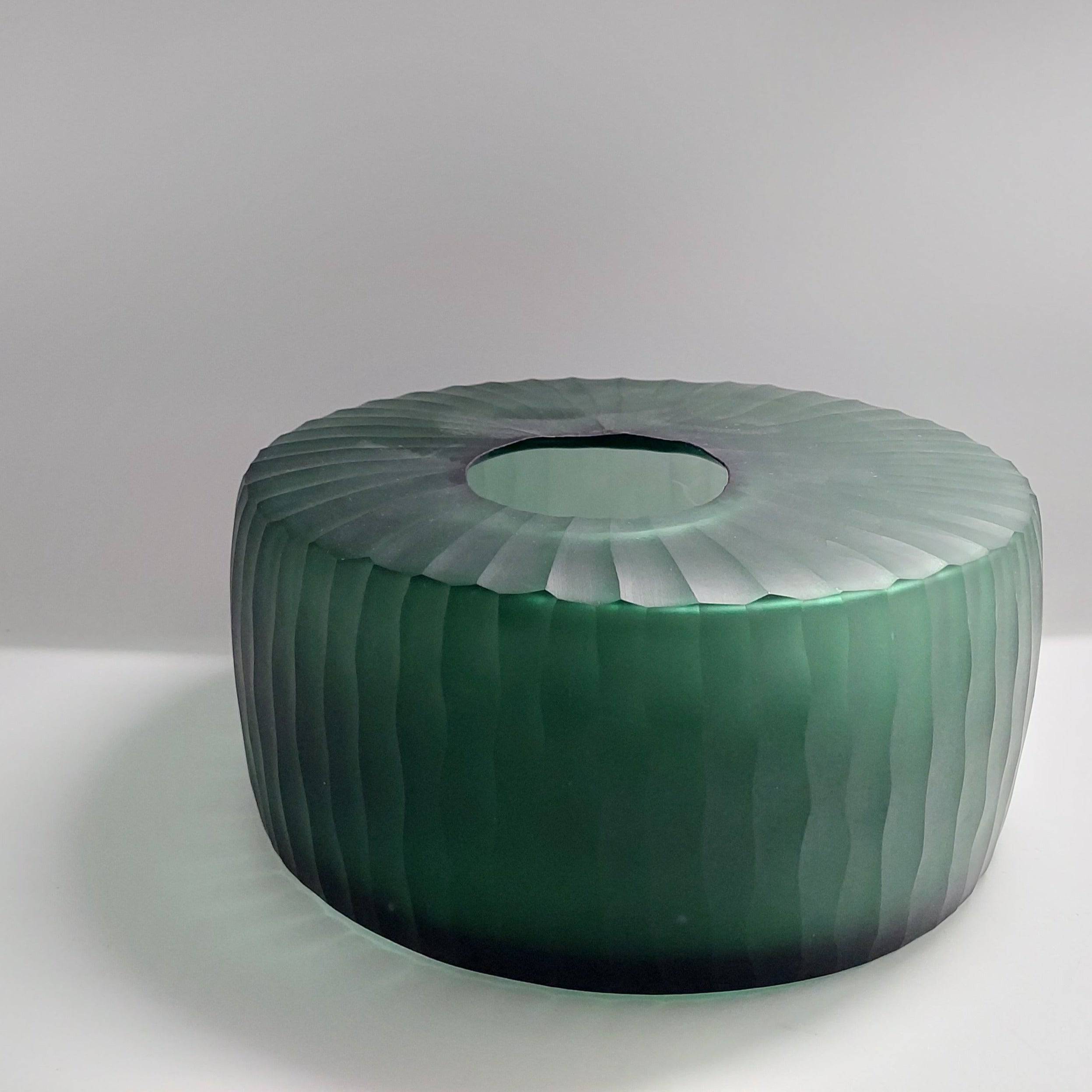 Handmade Balloton Glass Vase 15209-105-Green -  Vases - ebarza Furniture UAE | Shop Modern Furniture in Abu Dhabi & Dubai - مفروشات ايبازرا في الامارات | تسوق اثاث عصري وديكورات مميزة في دبي وابوظبي