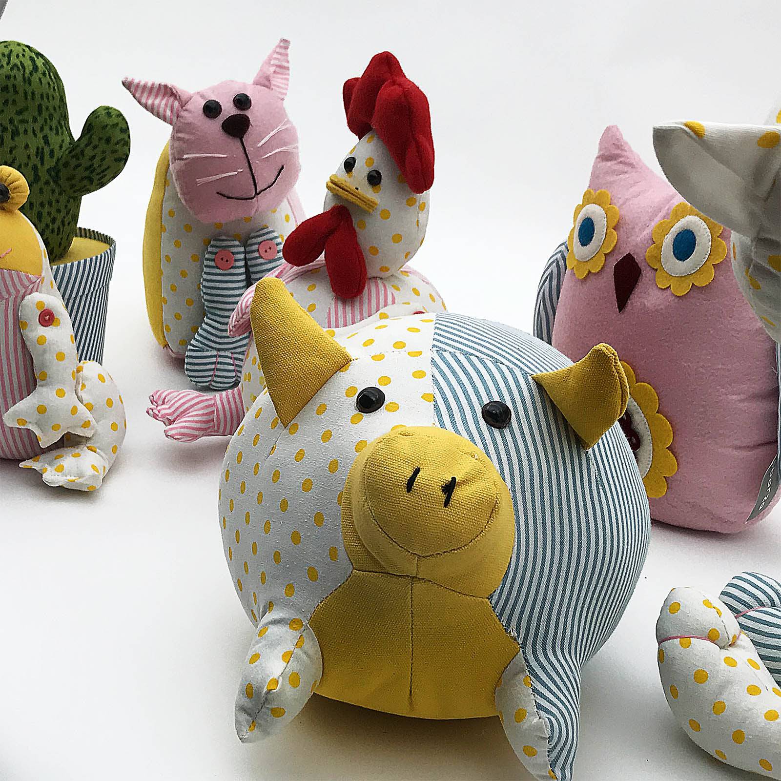 Handmade Cute Cat Animal Decorative Doll/Door Stopper T11217B -  Doll/Door stopper - ebarza Furniture UAE | Shop Modern Furniture in Abu Dhabi & Dubai - مفروشات ايبازرا في الامارات | تسوق اثاث عصري وديكورات مميزة في دبي وابوظبي