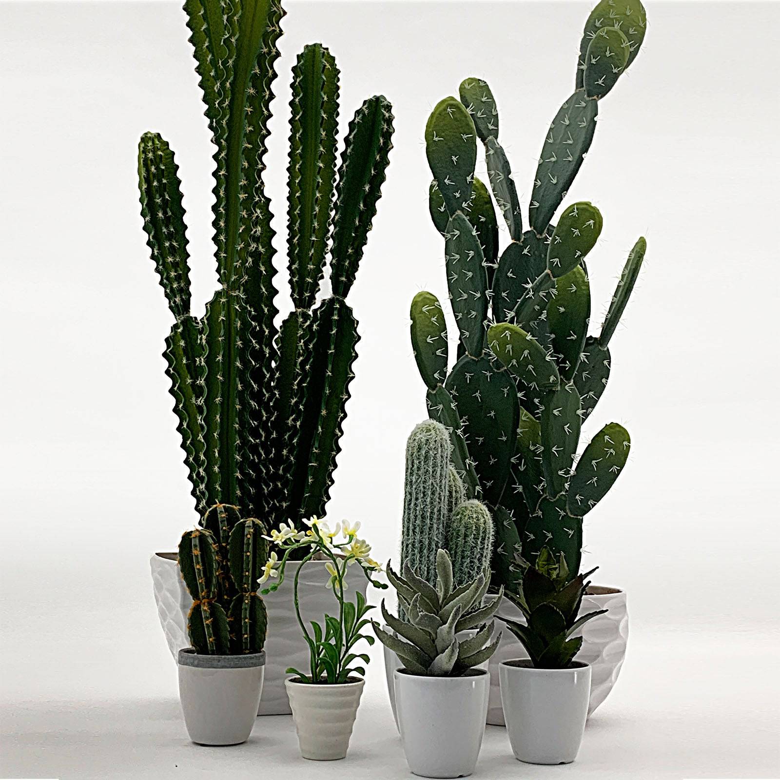 Handmade   Decorative Artificial Plant+Planter Pot   P01011 -  Planter Boxes - ebarza Furniture UAE | Shop Modern Furniture in Abu Dhabi & Dubai - مفروشات ايبازرا في الامارات | تسوق اثاث عصري وديكورات مميزة في دبي وابوظبي