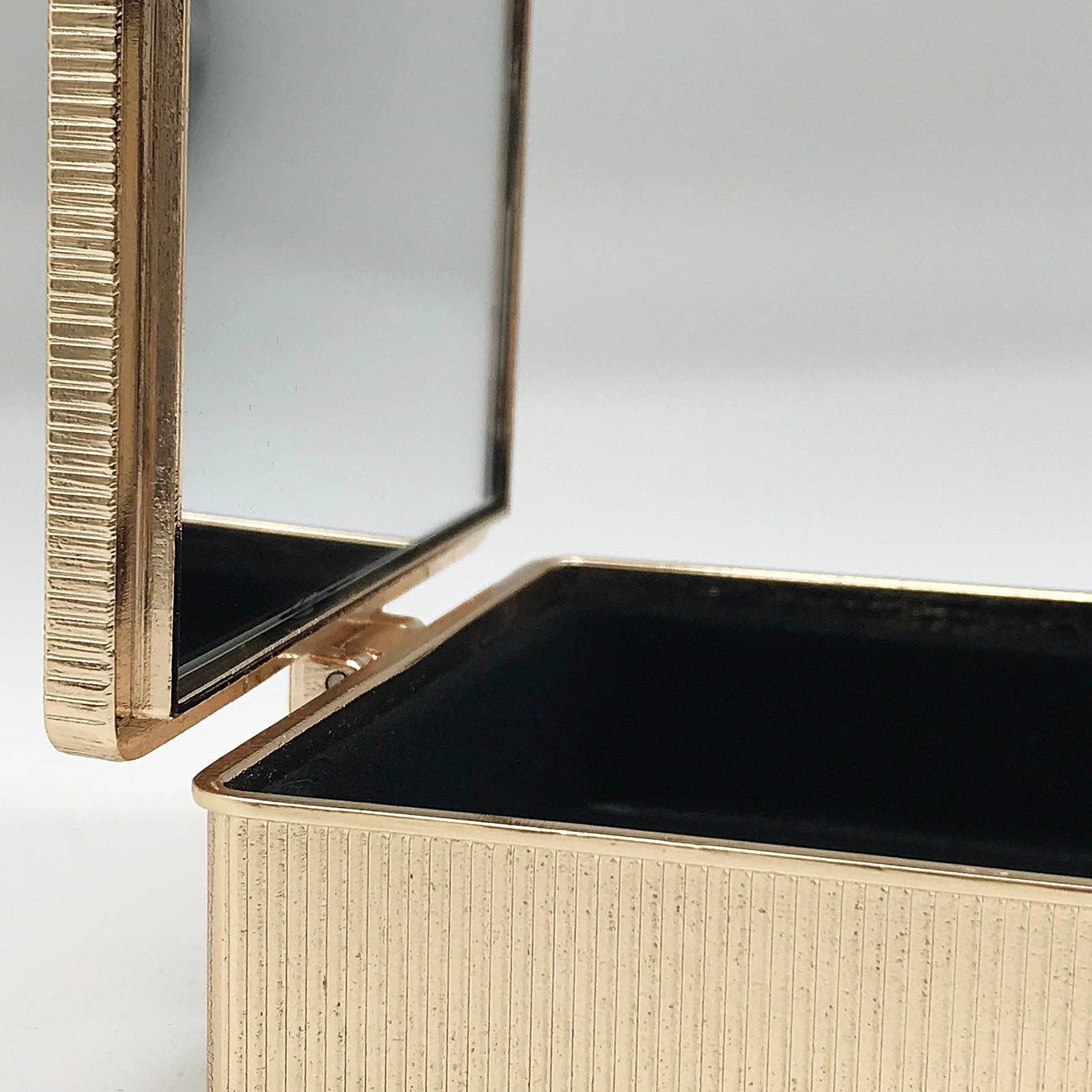 Handmade Zinc Box With Mirror   Royal 98263Ai00 -  Decorative Boxes - ebarza Furniture UAE | Shop Modern Furniture in Abu Dhabi & Dubai - مفروشات ايبازرا في الامارات | تسوق اثاث عصري وديكورات مميزة في دبي وابوظبي