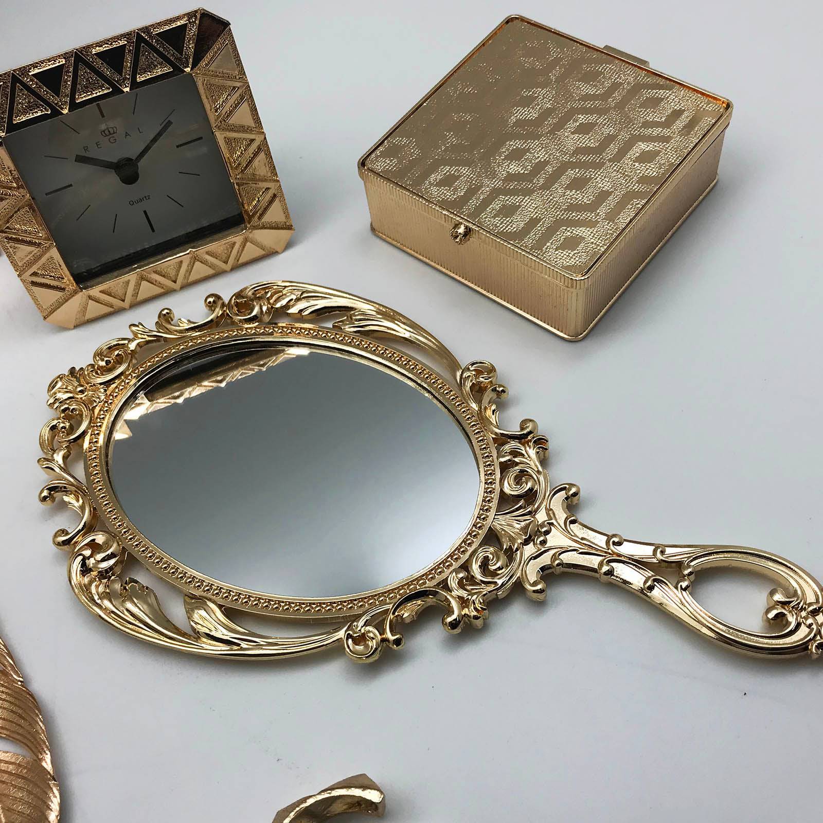 Handmade Zinc Photo Frame   Royal 40453-44Ai0 -  Photo Frames - ebarza Furniture UAE | Shop Modern Furniture in Abu Dhabi & Dubai - مفروشات ايبازرا في الامارات | تسوق اثاث عصري وديكورات مميزة في دبي وابوظبي