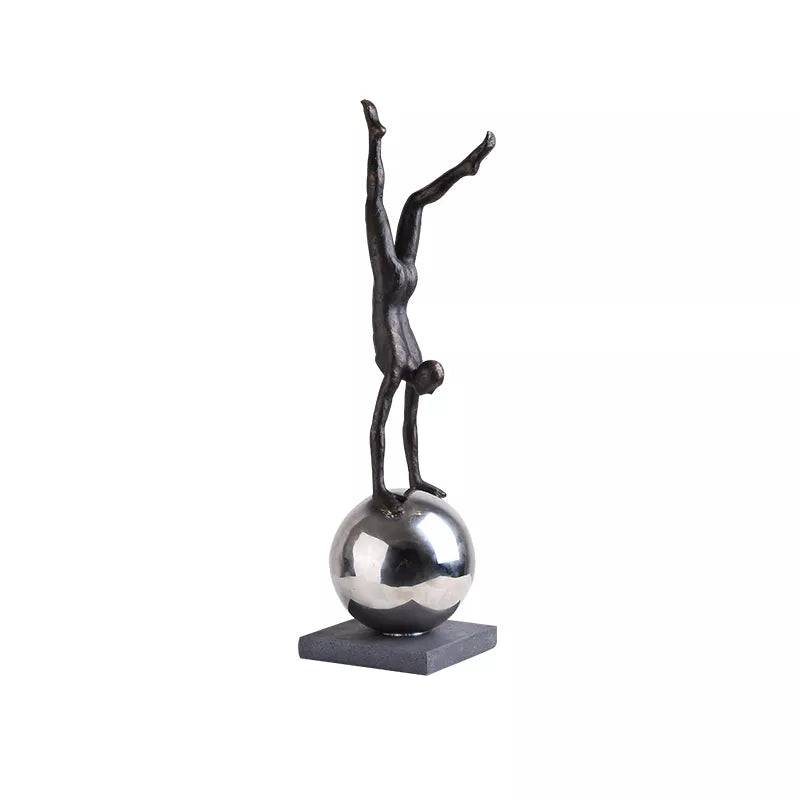 Inverted Man-Gold Fc-Sz2119B -  Home Decor Figurines - ebarza Furniture UAE | Shop Modern Furniture in Abu Dhabi & Dubai - مفروشات ايبازرا في الامارات | تسوق اثاث عصري وديكورات مميزة في دبي وابوظبي