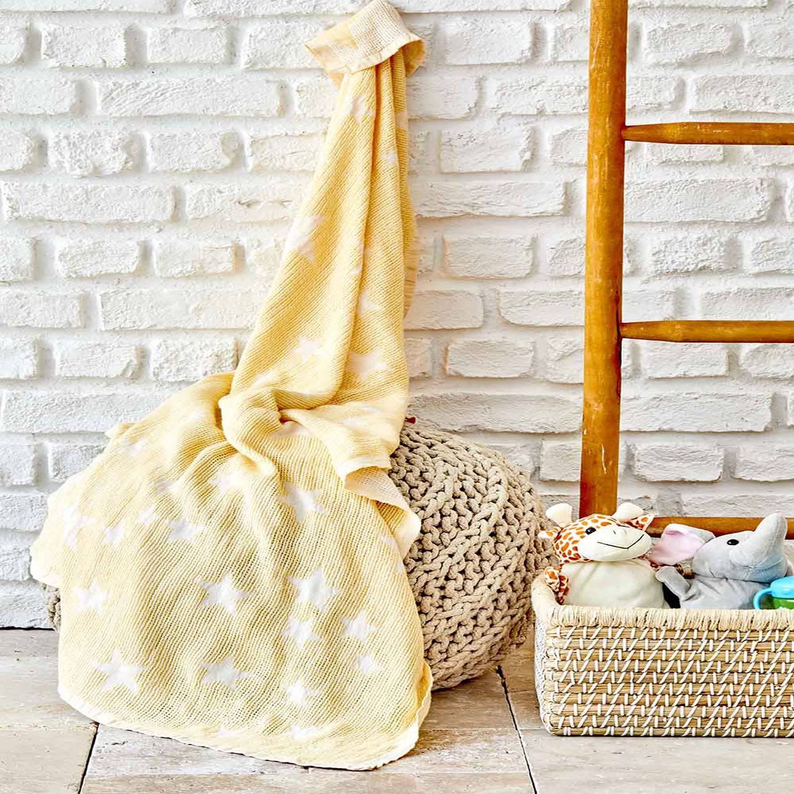 Karaca Home Baby Star Yellow Baby Pique 200.16.01.0409 -  Blankets - ebarza Furniture UAE | Shop Modern Furniture in Abu Dhabi & Dubai - مفروشات ايبازرا في الامارات | تسوق اثاث عصري وديكورات مميزة في دبي وابوظبي