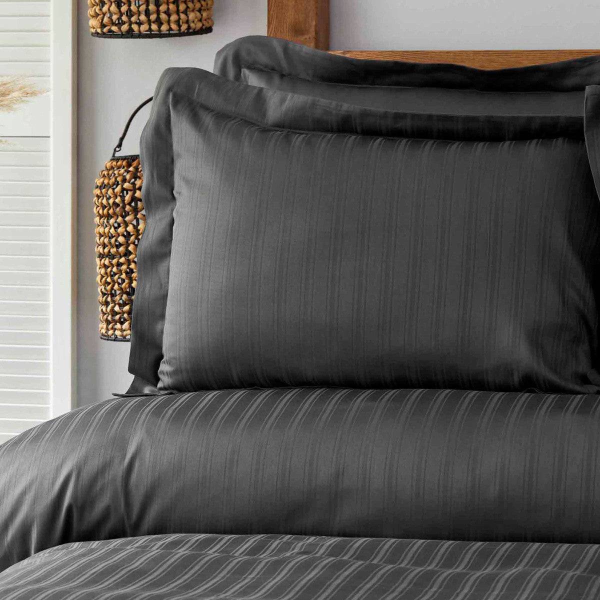Karaca Home Charm Bold Anthracite Cotton Satin Double Duvet Cover Set 200.17.01.0168 -  Bedding - ebarza Furniture UAE | Shop Modern Furniture in Abu Dhabi & Dubai - مفروشات ايبازرا في الامارات | تسوق اثاث عصري وديكورات مميزة في دبي وابوظبي