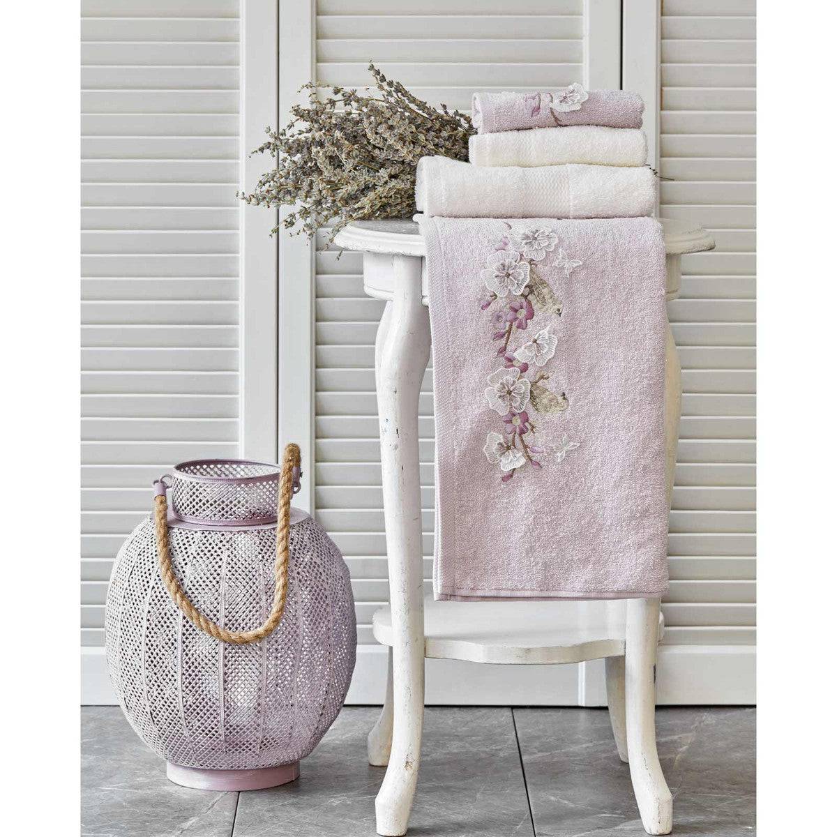 Karaca Home Lucy Off-White Lilac Embroidered 4-Piece Towel Set 200.17.01.0330 -  Towels - ebarza Furniture UAE | Shop Modern Furniture in Abu Dhabi & Dubai - مفروشات ايبازرا في الامارات | تسوق اثاث عصري وديكورات مميزة في دبي وابوظبي