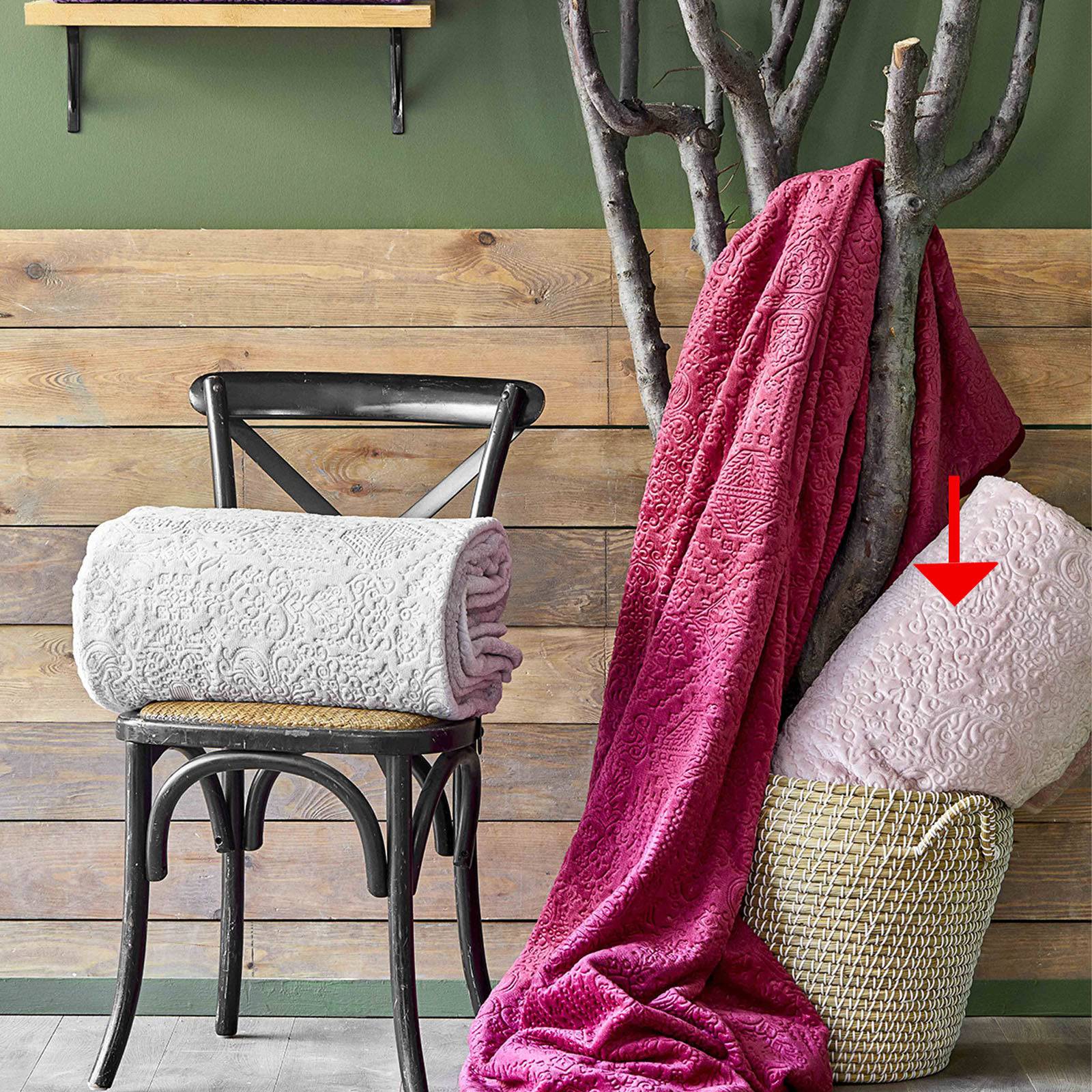 Karaca Home Rauqel Pudra Single Embosy Blanket(160X220) 200.15.01.0282 -  Blankets - ebarza Furniture UAE | Shop Modern Furniture in Abu Dhabi & Dubai - مفروشات ايبازرا في الامارات | تسوق اثاث عصري وديكورات مميزة في دبي وابوظبي