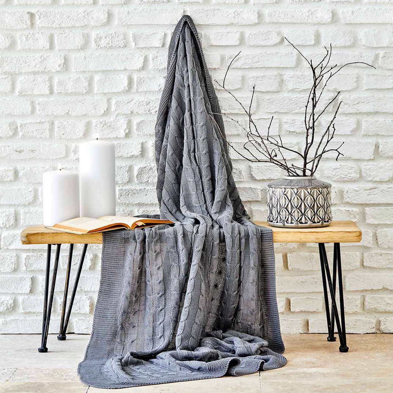 Karaca Home Sofa Gray Knitted Blanket 200.16.01.0345 -  Blankets - ebarza Furniture UAE | Shop Modern Furniture in Abu Dhabi & Dubai - مفروشات ايبازرا في الامارات | تسوق اثاث عصري وديكورات مميزة في دبي وابوظبي