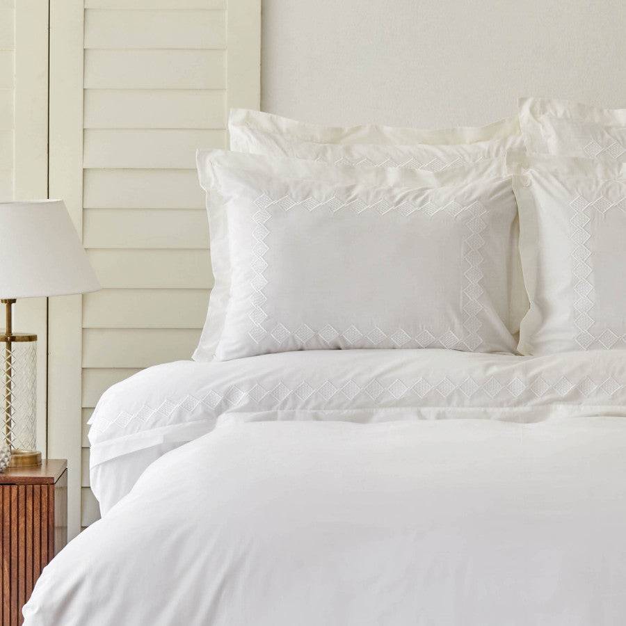 Karaca Home White Collection Marigold 100% Cotton Double Duvet Cover Set 200.18.01.0645 -  Bedding - ebarza Furniture UAE | Shop Modern Furniture in Abu Dhabi & Dubai - مفروشات ايبازرا في الامارات | تسوق اثاث عصري وديكورات مميزة في دبي وابوظبي