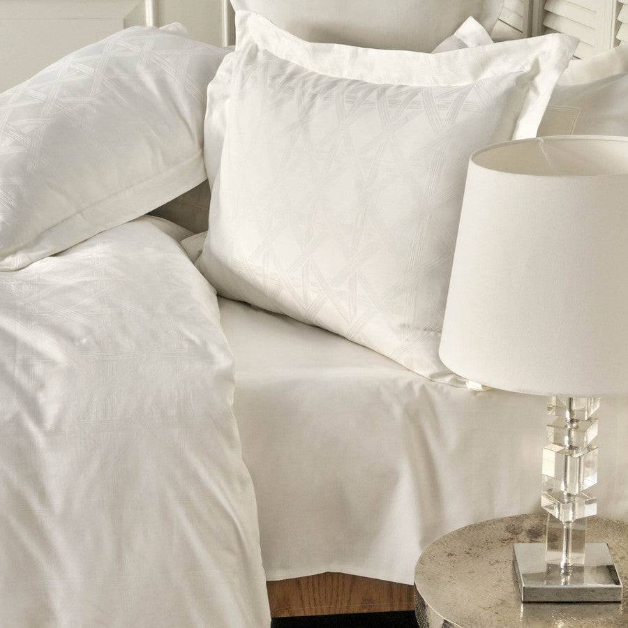 Karaca Home White Colletion Santino 100% Cotton Double Duvet Cover Set 200.18.01.0650 -  Bedding - ebarza Furniture UAE | Shop Modern Furniture in Abu Dhabi & Dubai - مفروشات ايبازرا في الامارات | تسوق اثاث عصري وديكورات مميزة في دبي وابوظبي