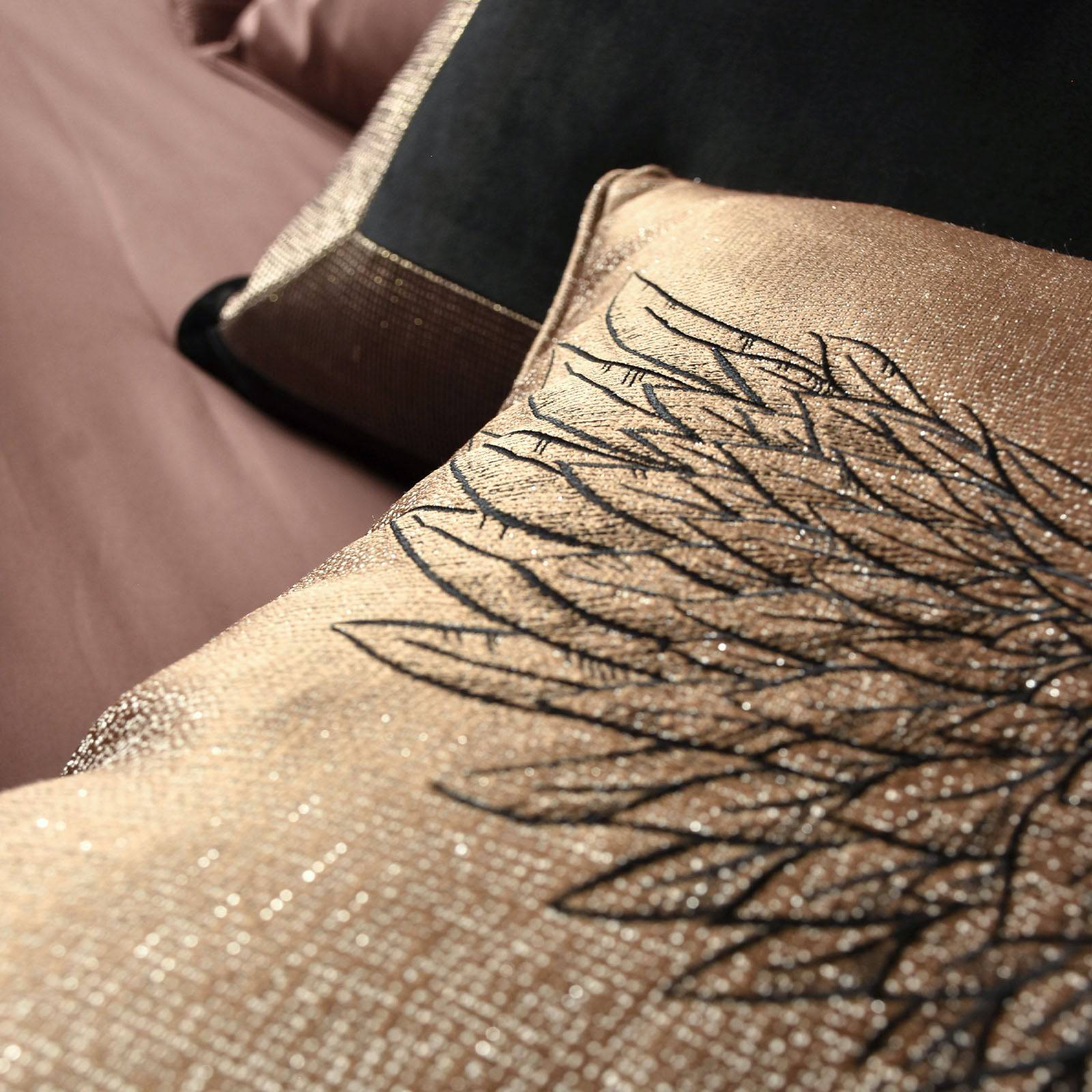 Laval Full Bedding Set Ebb-009 -  Bedding - ebarza Furniture UAE | Shop Modern Furniture in Abu Dhabi & Dubai - مفروشات ايبازرا في الامارات | تسوق اثاث عصري وديكورات مميزة في دبي وابوظبي