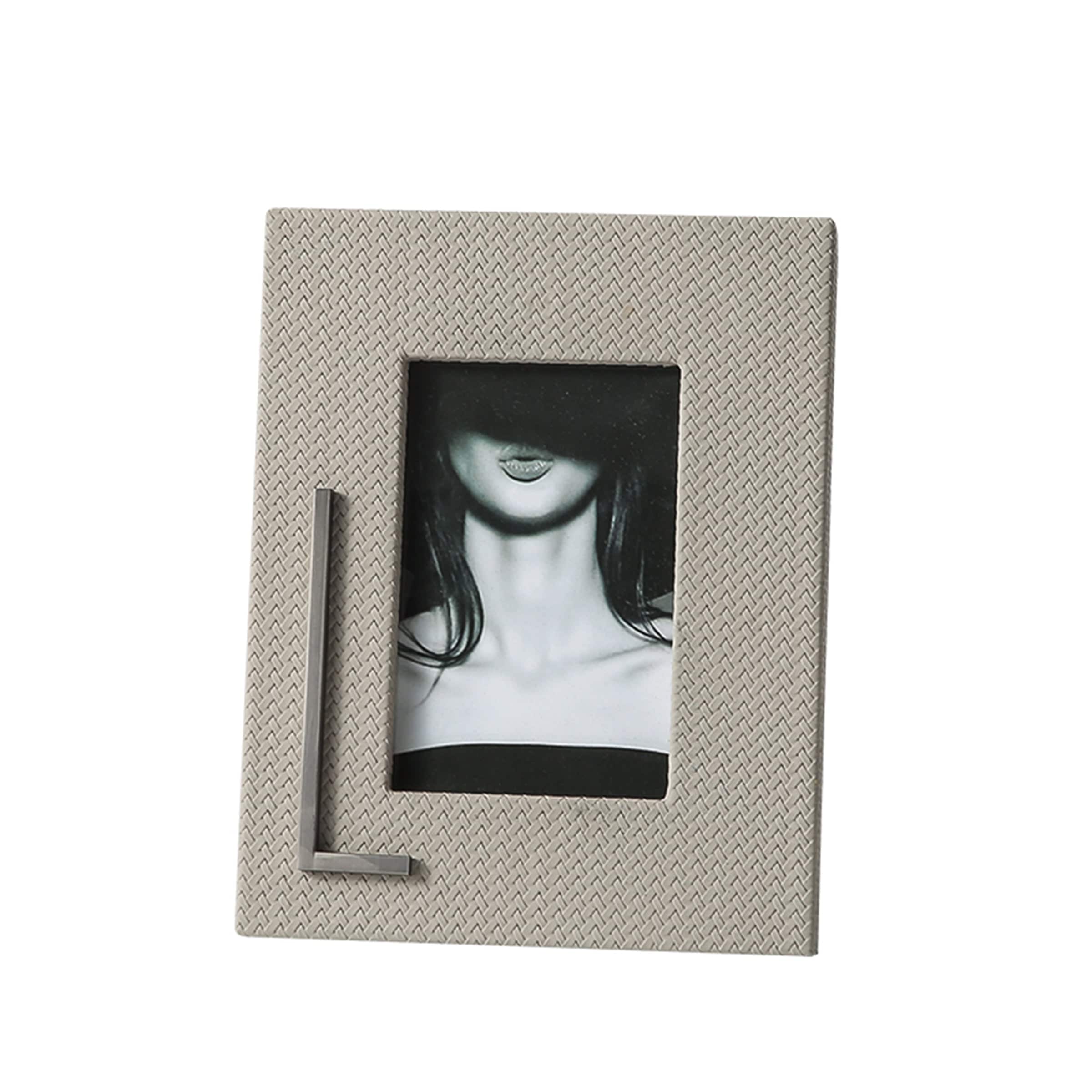 Light Coffee Woven Eight- Sided Photo Frame Fb-Pg2117C -  Photo Frames - ebarza Furniture UAE | Shop Modern Furniture in Abu Dhabi & Dubai - مفروشات ايبازرا في الامارات | تسوق اثاث عصري وديكورات مميزة في دبي وابوظبي