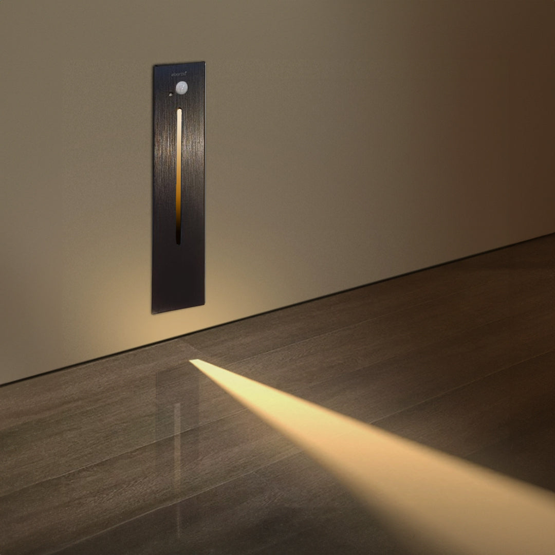 Linear Magnetic Step Light With Sensor Version - SGS-S185LI -  Wall Lamps - ebarza Furniture UAE | Shop Modern Furniture in Abu Dhabi & Dubai - مفروشات ايبازرا في الامارات | تسوق اثاث عصري وديكورات مميزة في دبي وابوظبي