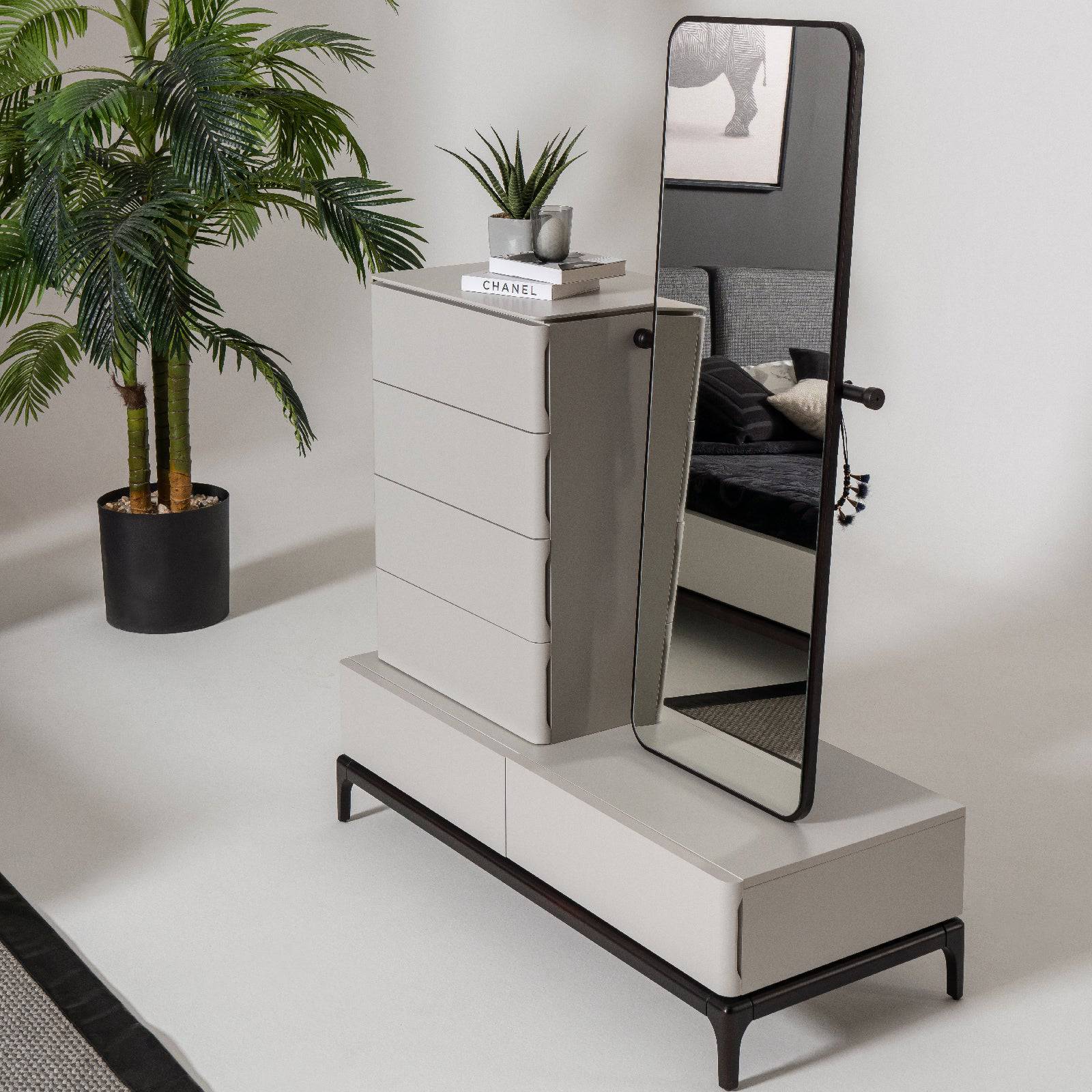 Lucca Dresser And Mirror Lucca-Dresser -  Dressers and Mirrors - ebarza Furniture UAE | Shop Modern Furniture in Abu Dhabi & Dubai - مفروشات ايبازرا في الامارات | تسوق اثاث عصري وديكورات مميزة في دبي وابوظبي