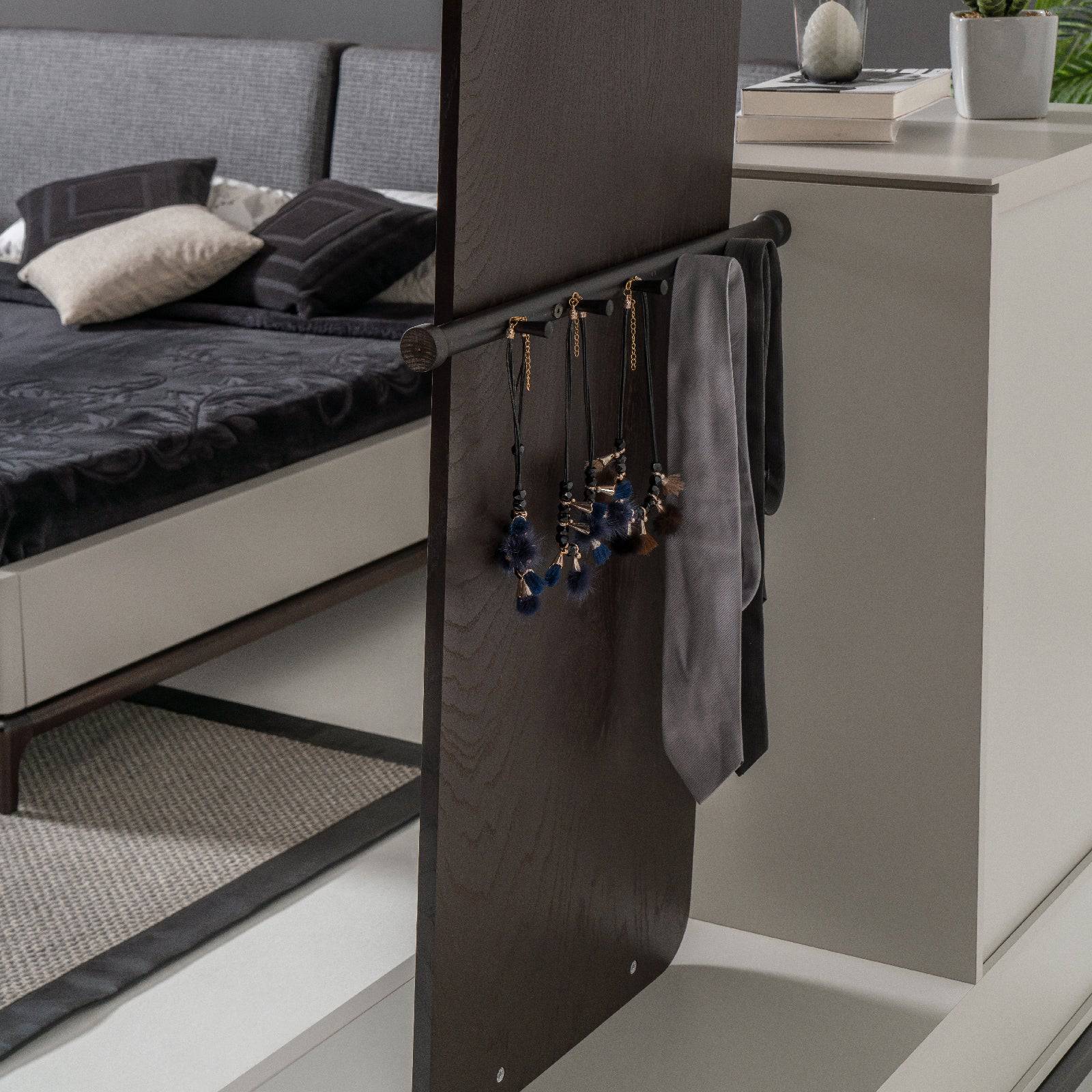 Lucca Dresser And Mirror Lucca-Dresser -  Dressers and Mirrors - ebarza Furniture UAE | Shop Modern Furniture in Abu Dhabi & Dubai - مفروشات ايبازرا في الامارات | تسوق اثاث عصري وديكورات مميزة في دبي وابوظبي