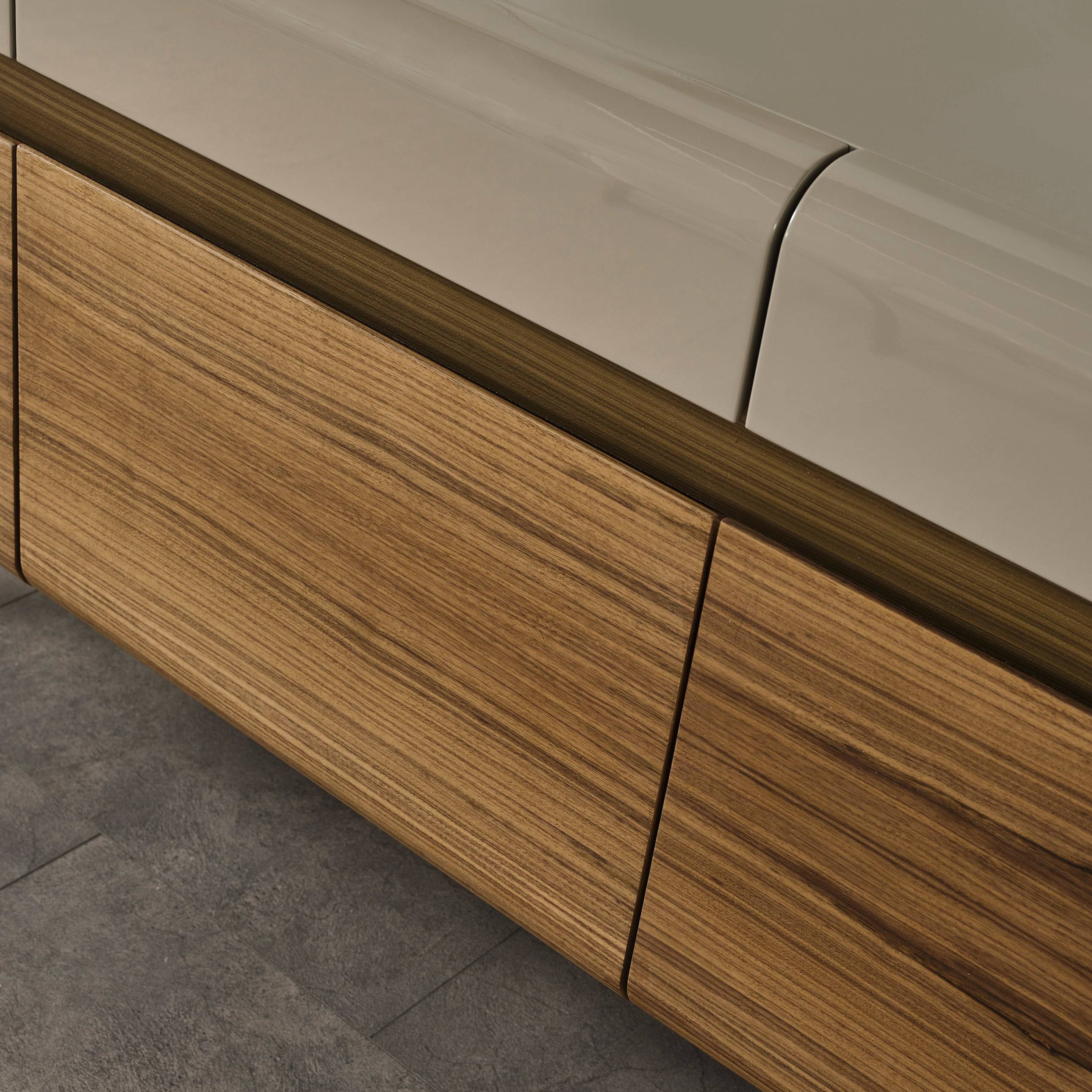 Display Item - Lucca Kristal Sideboard And Mirror Krstl-Lucasb-Nakheel -  DISPLAY ITEM - ebarza Furniture UAE | Shop Modern Furniture in Abu Dhabi & Dubai - مفروشات ايبازرا في الامارات | تسوق اثاث عصري وديكورات مميزة في دبي وابوظبي
