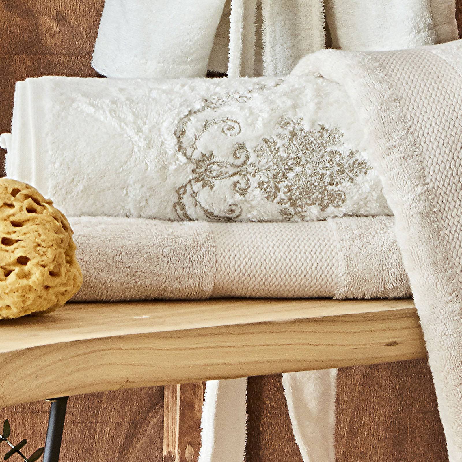Mihrimah Gold Embroidered Bamboo Family Set 200.15.01.0134 -  Bathrobe Sets - ebarza Furniture UAE | Shop Modern Furniture in Abu Dhabi & Dubai - مفروشات ايبازرا في الامارات | تسوق اثاث عصري وديكورات مميزة في دبي وابوظبي