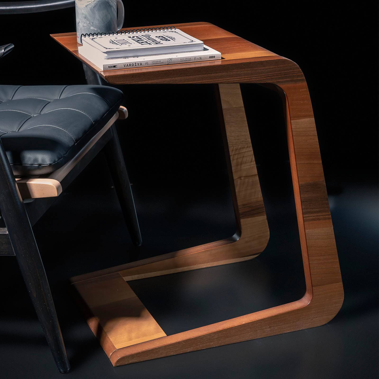 Milano Side Table -  Side Tables - ebarza Furniture UAE | Shop Modern Furniture in Abu Dhabi & Dubai - مفروشات ايبازرا في الامارات | تسوق اثاث عصري وديكورات مميزة في دبي وابوظبي