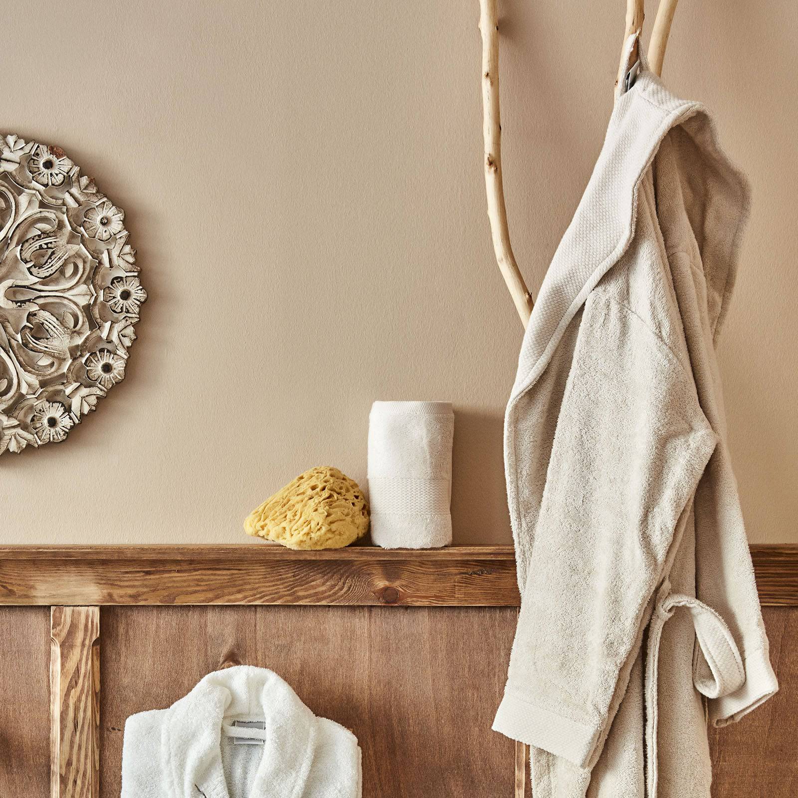 Miranda 3D Embroidered Offwhite Beige Bamboo Family Set 200.15.01.0054 -  Towels - ebarza Furniture UAE | Shop Modern Furniture in Abu Dhabi & Dubai - مفروشات ايبازرا في الامارات | تسوق اثاث عصري وديكورات مميزة في دبي وابوظبي