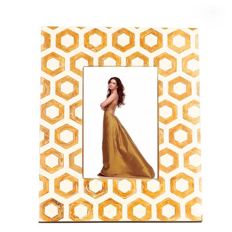 Resin Photo Frame Fl-Y846 -  Photo Frames - ebarza Furniture UAE | Shop Modern Furniture in Abu Dhabi & Dubai - مفروشات ايبازرا في الامارات | تسوق اثاث عصري وديكورات مميزة في دبي وابوظبي