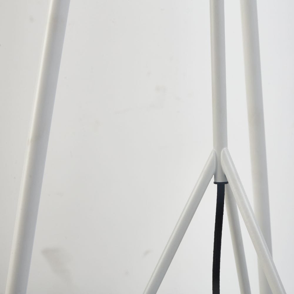 S-Class White Floor Lamp Cy-Ltd-1006-W -  Floor Lamps - ebarza Furniture UAE | Shop Modern Furniture in Abu Dhabi & Dubai - مفروشات ايبازرا في الامارات | تسوق اثاث عصري وديكورات مميزة في دبي وابوظبي