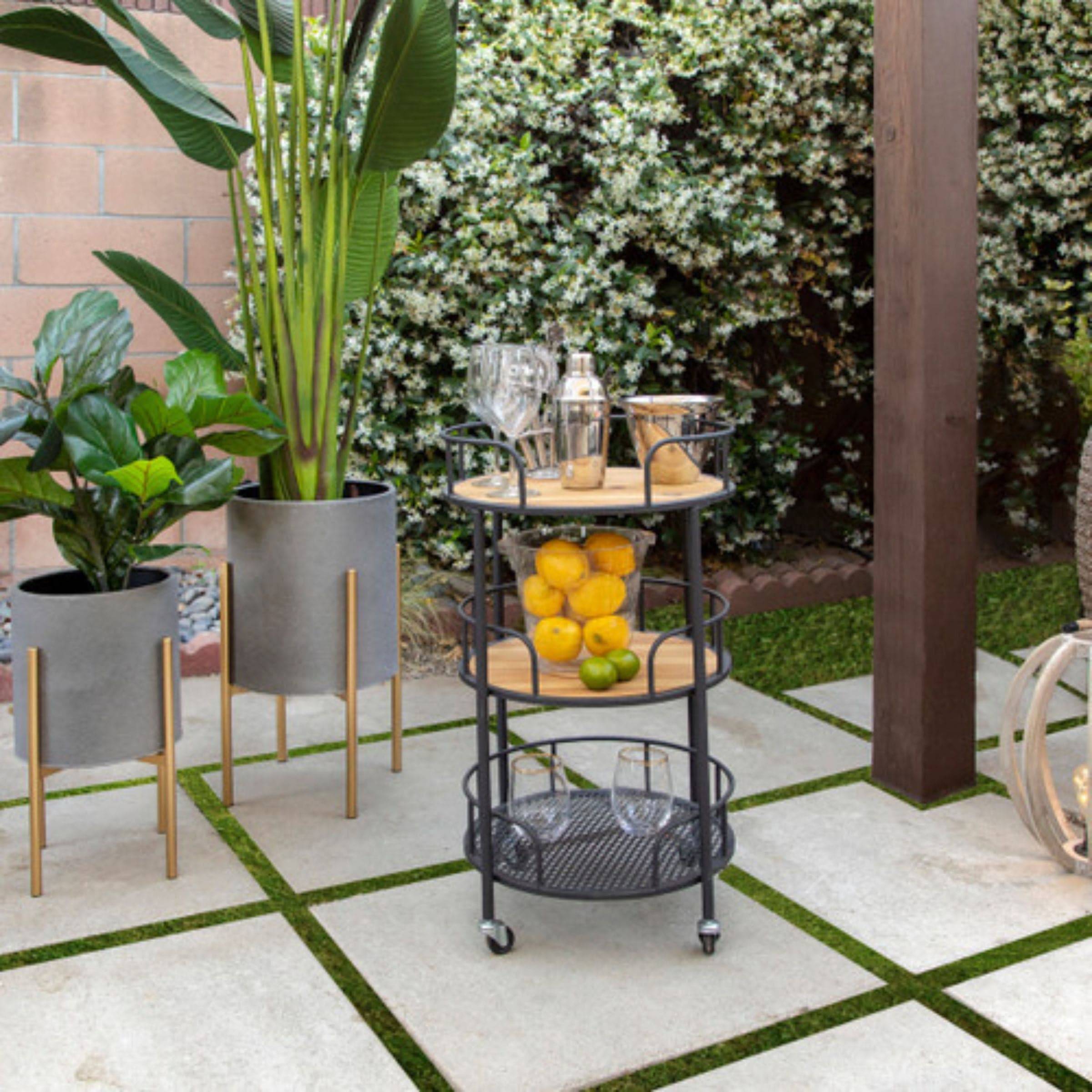 Set Of 2 Planter On Metal Stand - Putty And Gold 12629-04 -  Planter Boxes - ebarza Furniture UAE | Shop Modern Furniture in Abu Dhabi & Dubai - مفروشات ايبازرا في الامارات | تسوق اثاث عصري وديكورات مميزة في دبي وابوظبي