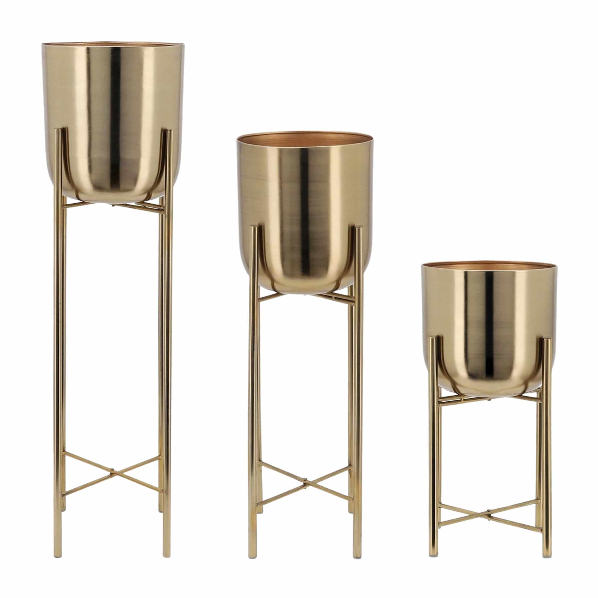Set Of 3 Metal Planters On Stand - 40,30,20 Cm - Gold 14630 -  Planter Boxes - ebarza Furniture UAE | Shop Modern Furniture in Abu Dhabi & Dubai - مفروشات ايبازرا في الامارات | تسوق اثاث عصري وديكورات مميزة في دبي وابوظبي