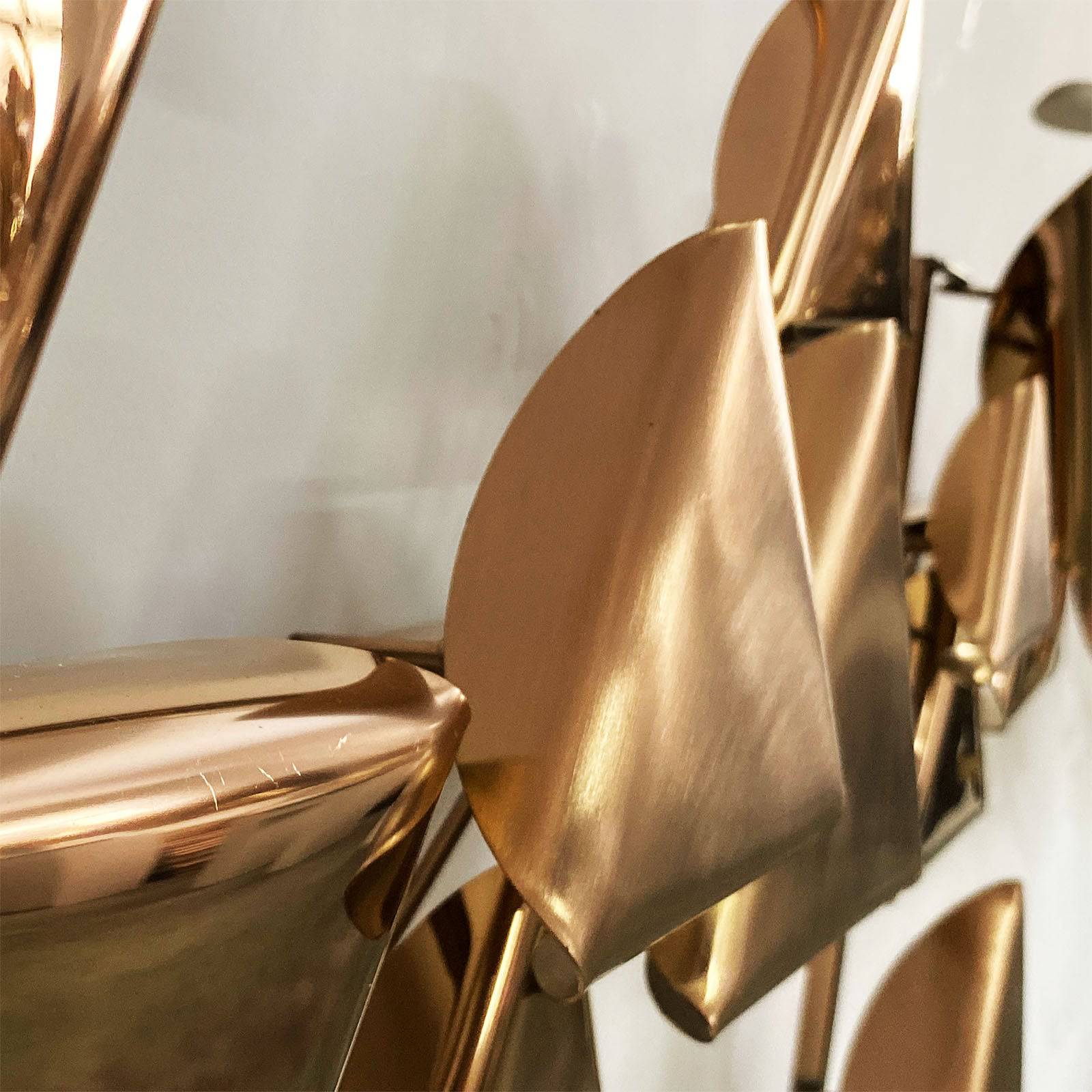 Triangle Shape Handcrafted Stainless Steel Artwork Bg2020105 -  Artwork - ebarza Furniture UAE | Shop Modern Furniture in Abu Dhabi & Dubai - مفروشات ايبازرا في الامارات | تسوق اثاث عصري وديكورات مميزة في دبي وابوظبي