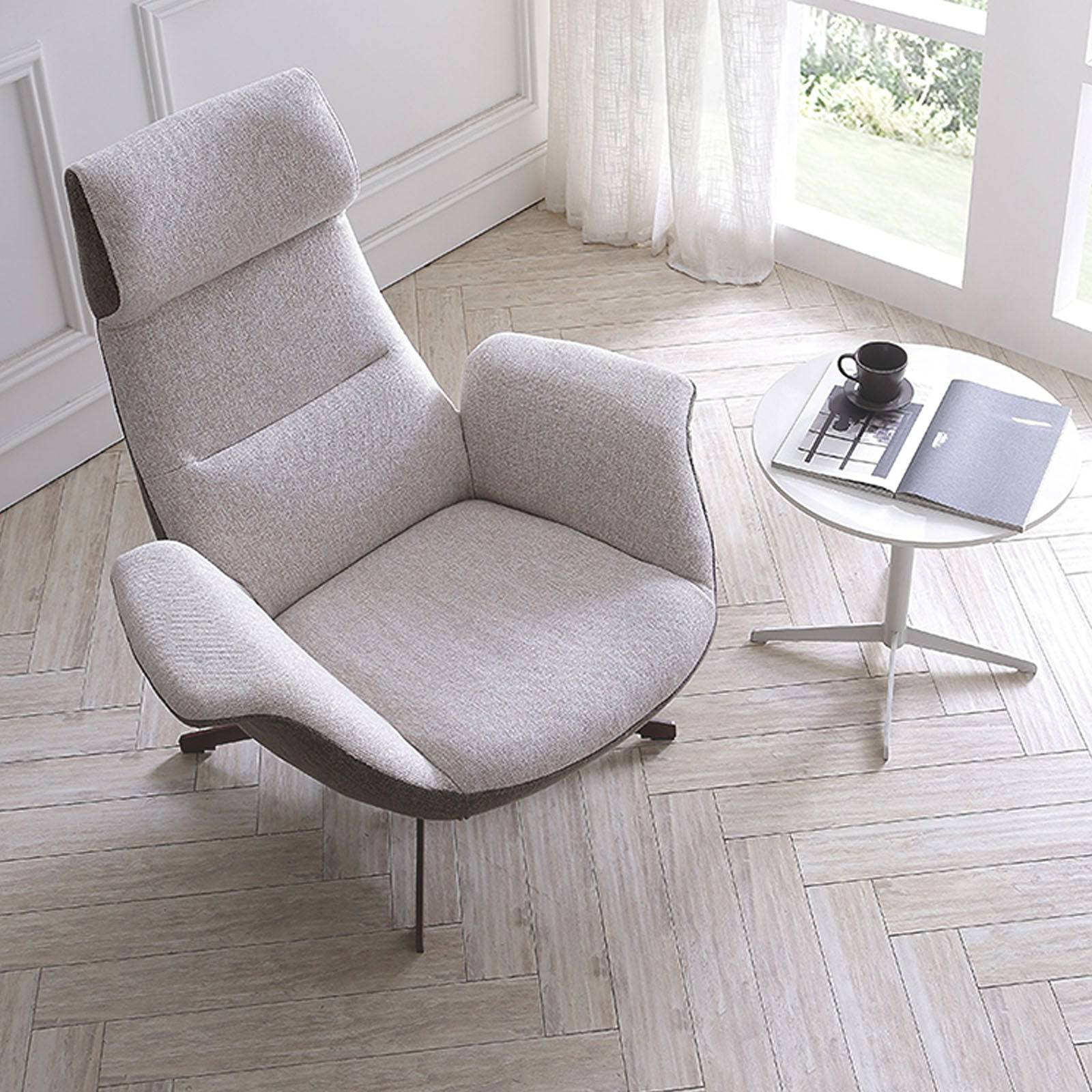 Venezia Swivel Lounge Chair  LC015 -  Lounge Chairs - ebarza Furniture UAE | Shop Modern Furniture in Abu Dhabi & Dubai - مفروشات ايبازرا في الامارات | تسوق اثاث عصري وديكورات مميزة في دبي وابوظبي