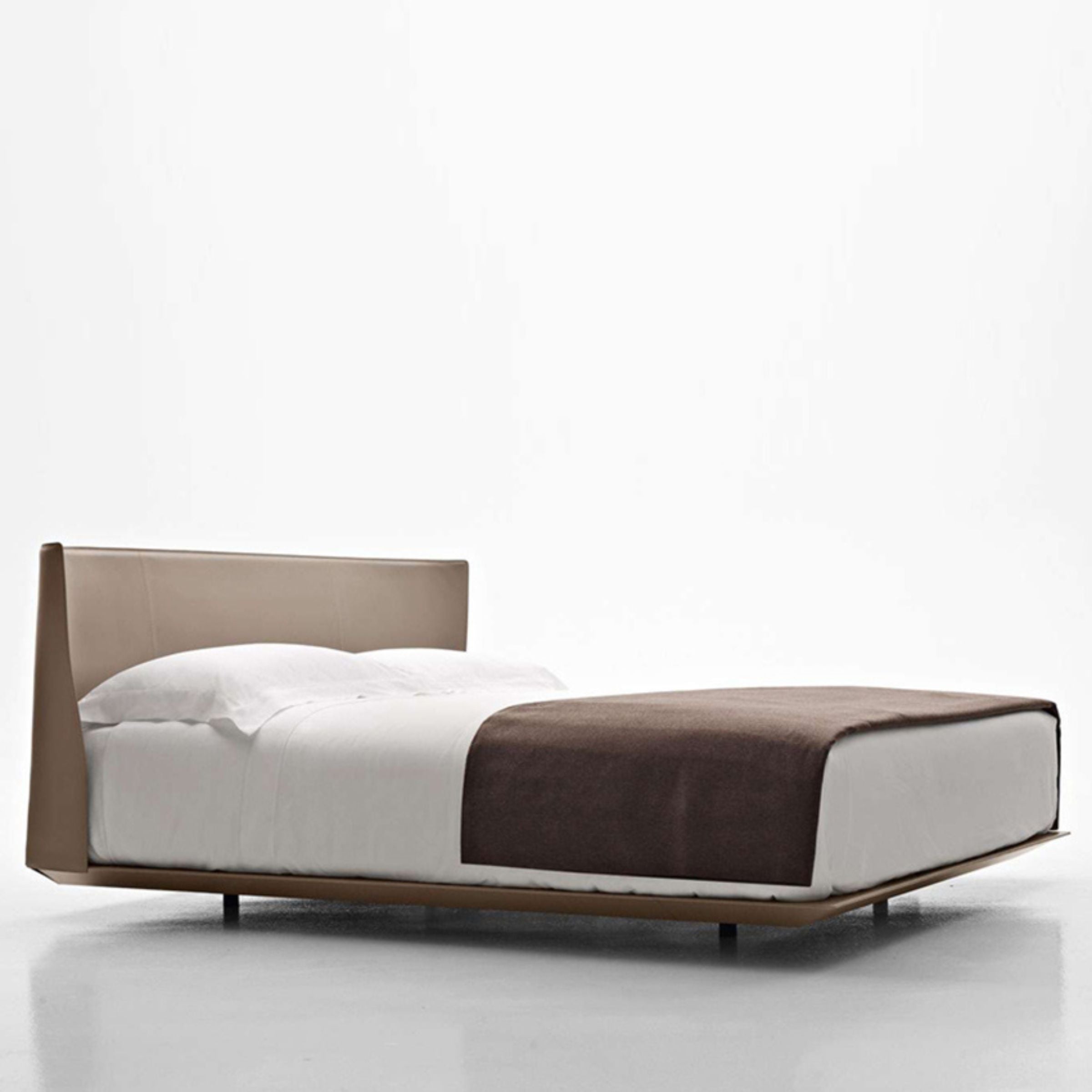 Verona King Size Bed MLL-F13 Beige -  Bedsteads - ebarza Furniture UAE | Shop Modern Furniture in Abu Dhabi & Dubai - مفروشات ايبازرا في الامارات | تسوق اثاث عصري وديكورات مميزة في دبي وابوظبي