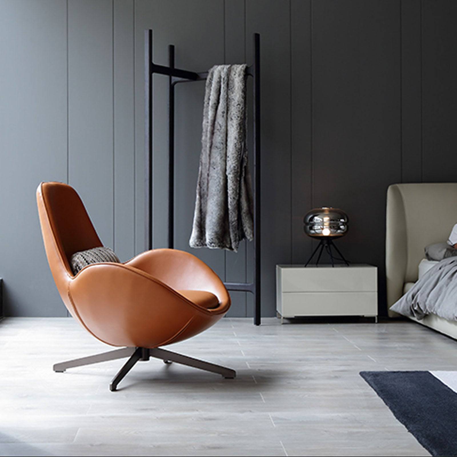 AS IS - Vigo Swivel Lounge Chair Lc017 -  DISPLAY ITEM - ebarza Furniture UAE | Shop Modern Furniture in Abu Dhabi & Dubai - مفروشات ايبازرا في الامارات | تسوق اثاث عصري وديكورات مميزة في دبي وابوظبي