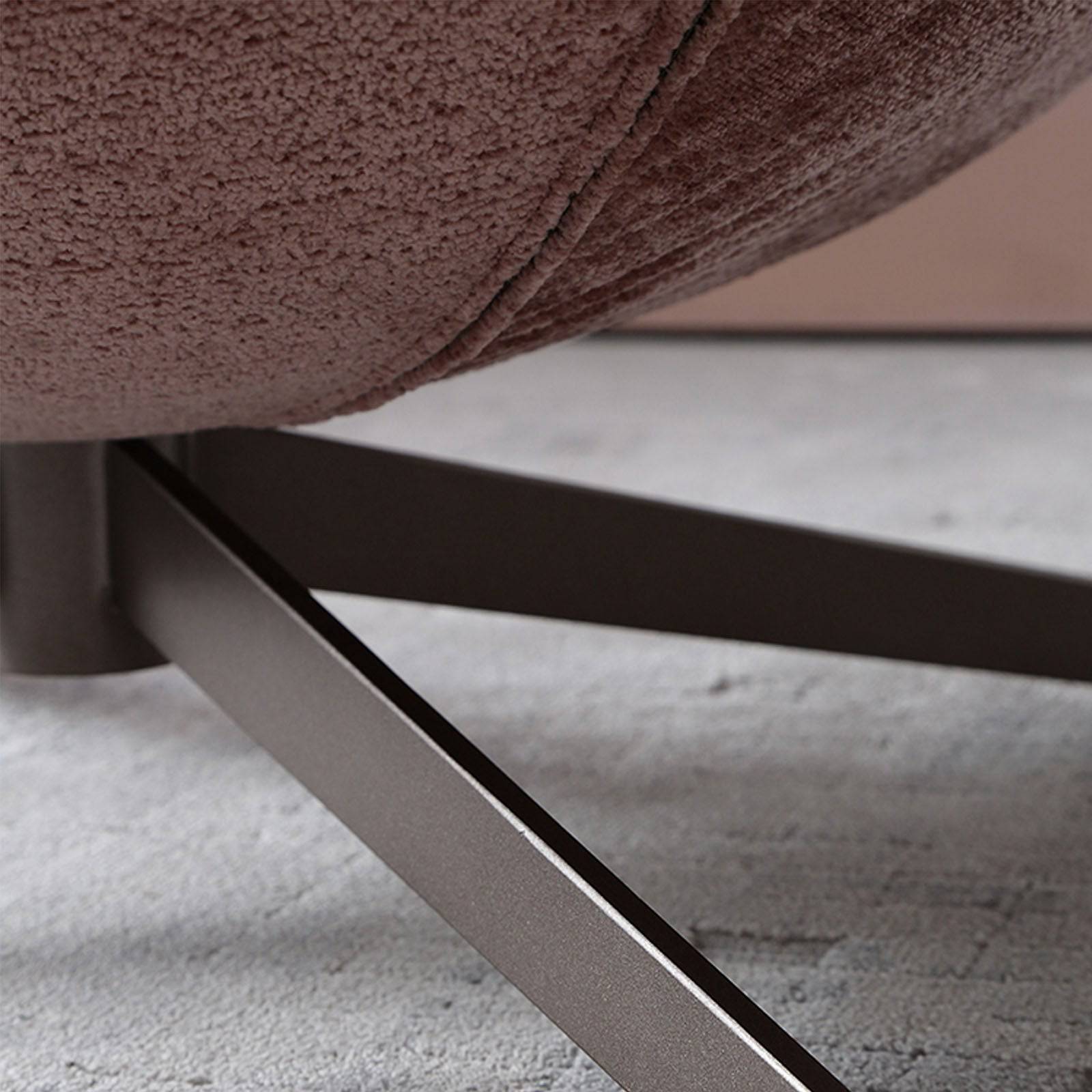 Vigo Swivel Lounge Chair Lc017-P -  Lounge Chairs - ebarza Furniture UAE | Shop Modern Furniture in Abu Dhabi & Dubai - مفروشات ايبازرا في الامارات | تسوق اثاث عصري وديكورات مميزة في دبي وابوظبي
