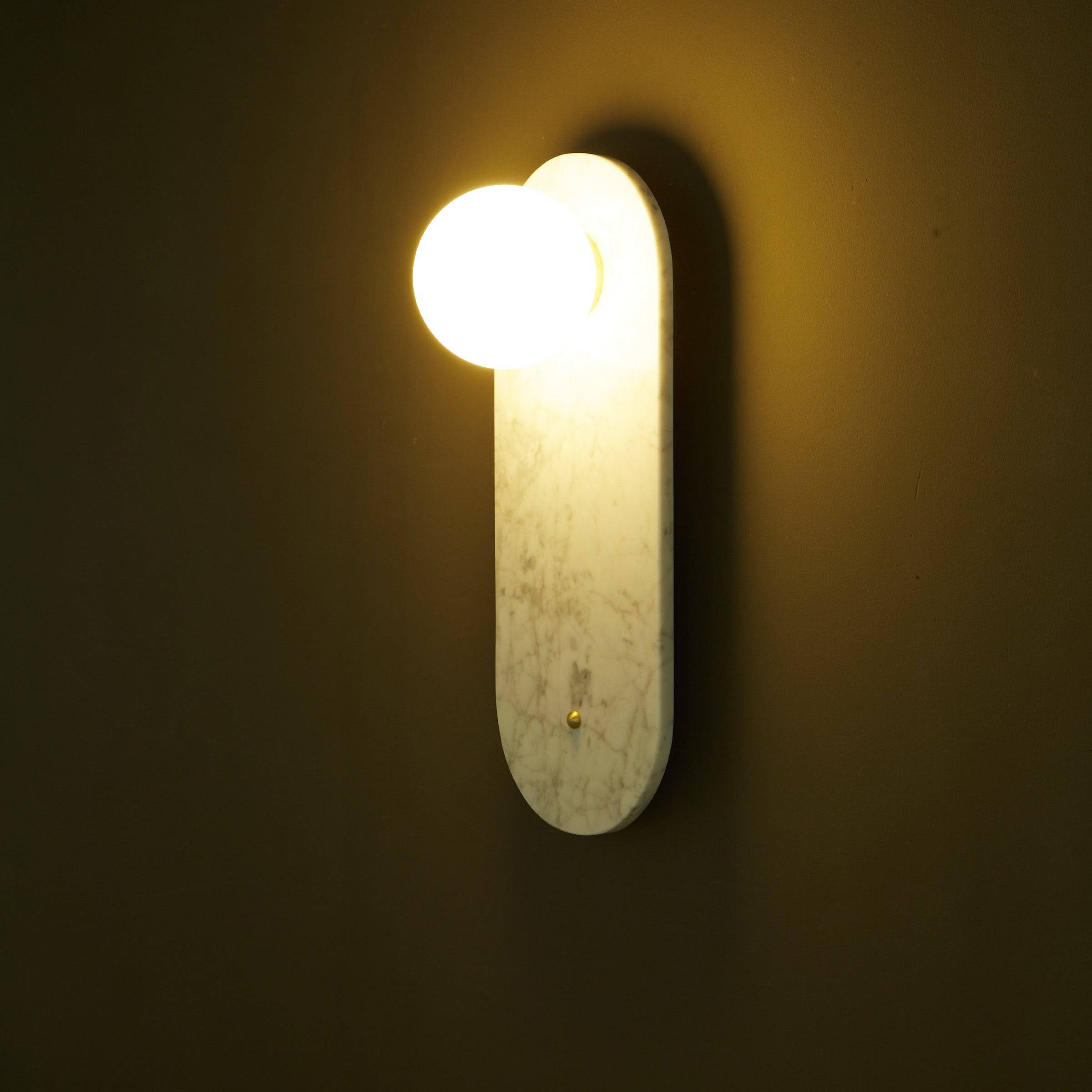 White Marble Wall Lamp 6617-We -  Wall Lamps - ebarza Furniture UAE | Shop Modern Furniture in Abu Dhabi & Dubai - مفروشات ايبازرا في الامارات | تسوق اثاث عصري وديكورات مميزة في دبي وابوظبي