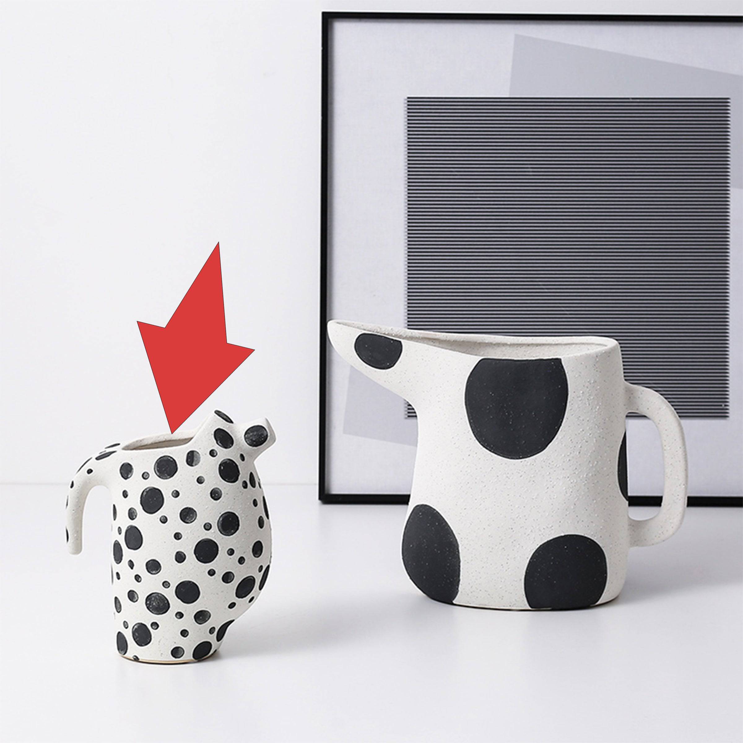 White Sand Geometric Vase- D Fa-D21091D -  Vases - ebarza Furniture UAE | Shop Modern Furniture in Abu Dhabi & Dubai - مفروشات ايبازرا في الامارات | تسوق اثاث عصري وديكورات مميزة في دبي وابوظبي