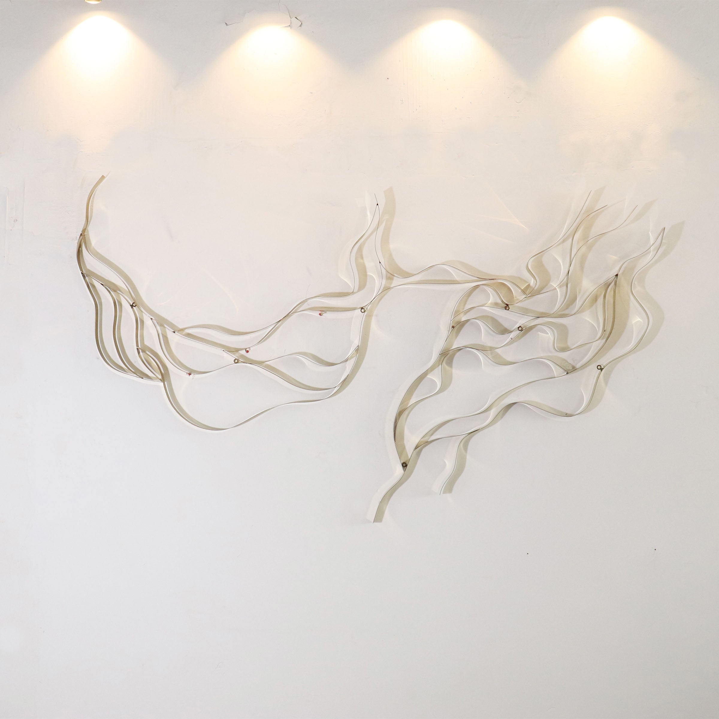 Wind Handcrafted Stainless Steel Artwork Bg2020027 -  Artwork - ebarza Furniture UAE | Shop Modern Furniture in Abu Dhabi & Dubai - مفروشات ايبازرا في الامارات | تسوق اثاث عصري وديكورات مميزة في دبي وابوظبي