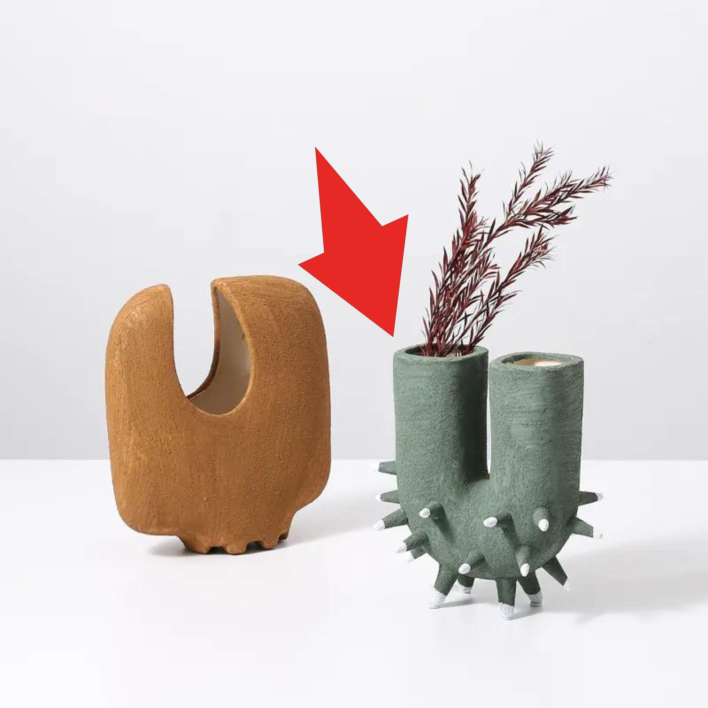 Green Ceramic Curve Vase With Spikes Fd-D22068B -  Vases - ebarza Furniture UAE | Shop Modern Furniture in Abu Dhabi & Dubai - مفروشات ايبازرا في الامارات | تسوق اثاث عصري وديكورات مميزة في دبي وابوظبي