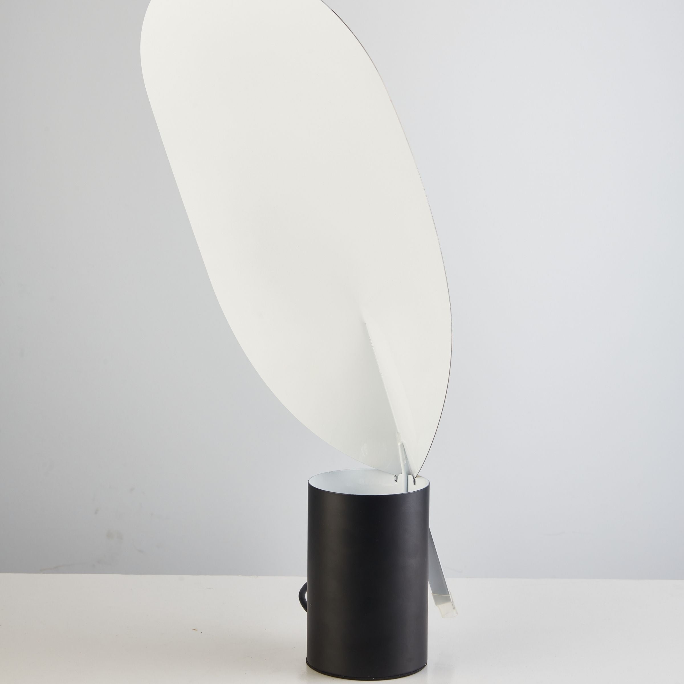 Leafshine Gold Table Lamp CY-LTD-1020-G -  Desk\table Lamps - ebarza Furniture UAE | Shop Modern Furniture in Abu Dhabi & Dubai - مفروشات ايبازرا في الامارات | تسوق اثاث عصري وديكورات مميزة في دبي وابوظبي