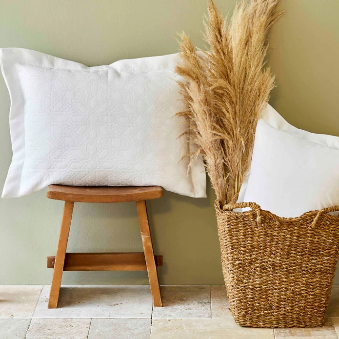 Karaca Home Back To Basic White Single Bedspread 200.18.01.0084 -  Bedding - ebarza Furniture UAE | Shop Modern Furniture in Abu Dhabi & Dubai - مفروشات ايبازرا في الامارات | تسوق اثاث عصري وديكورات مميزة في دبي وابوظبي