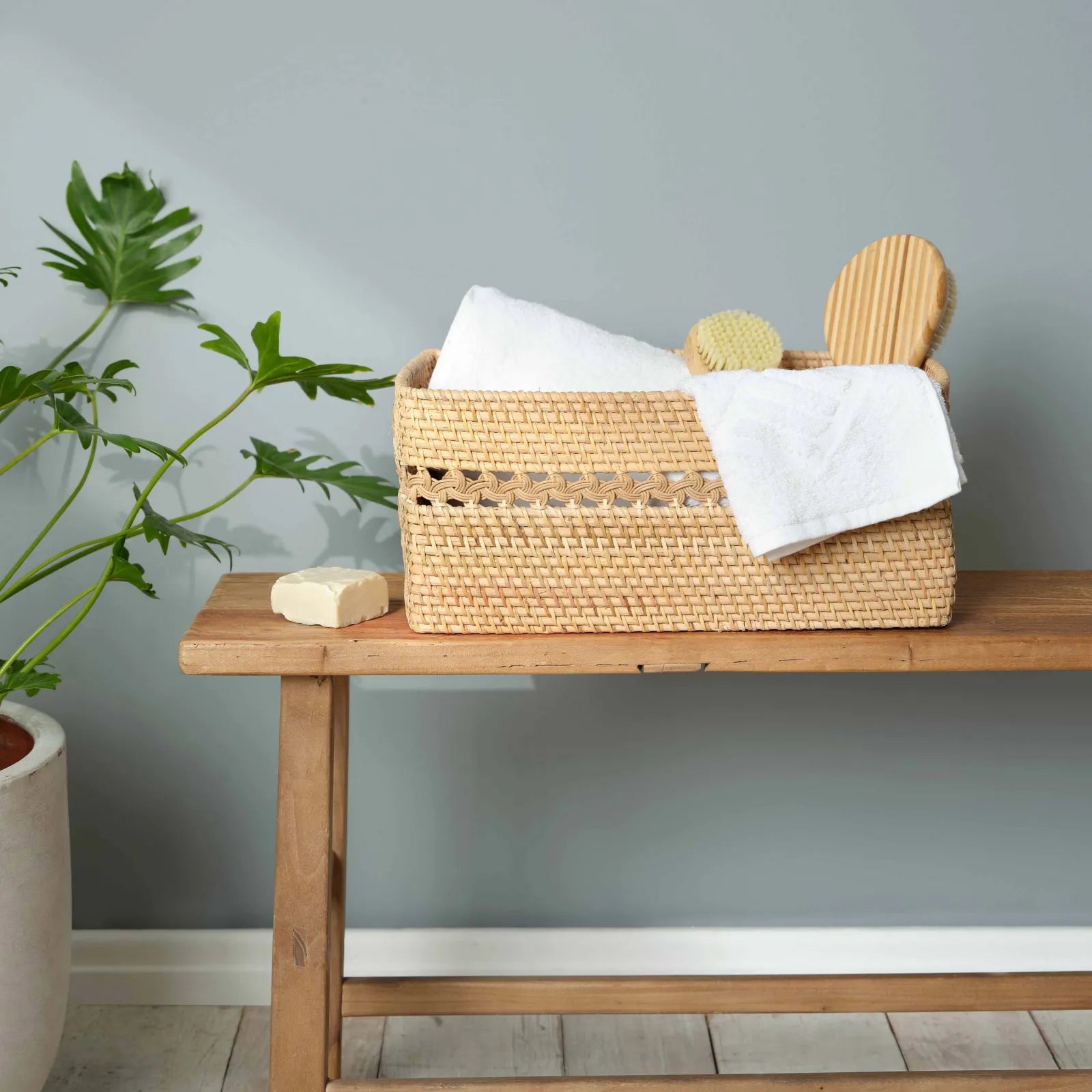 Karaca Home Wave Rattan Rectangular Basket 39 Cm 300.21.02.0113 -  Baskets - ebarza Furniture UAE | Shop Modern Furniture in Abu Dhabi & Dubai - مفروشات ايبازرا في الامارات | تسوق اثاث عصري وديكورات مميزة في دبي وابوظبي