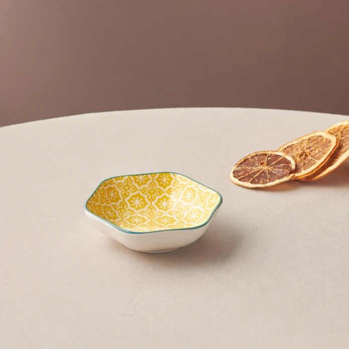 Karaca Floral Yellow Hexagon Snack Plate 10 cm 153.03.08.2986 -  Bowls - ebarza Furniture UAE | Shop Modern Furniture in Abu Dhabi & Dubai - مفروشات ايبازرا في الامارات | تسوق اثاث عصري وديكورات مميزة في دبي وابوظبي