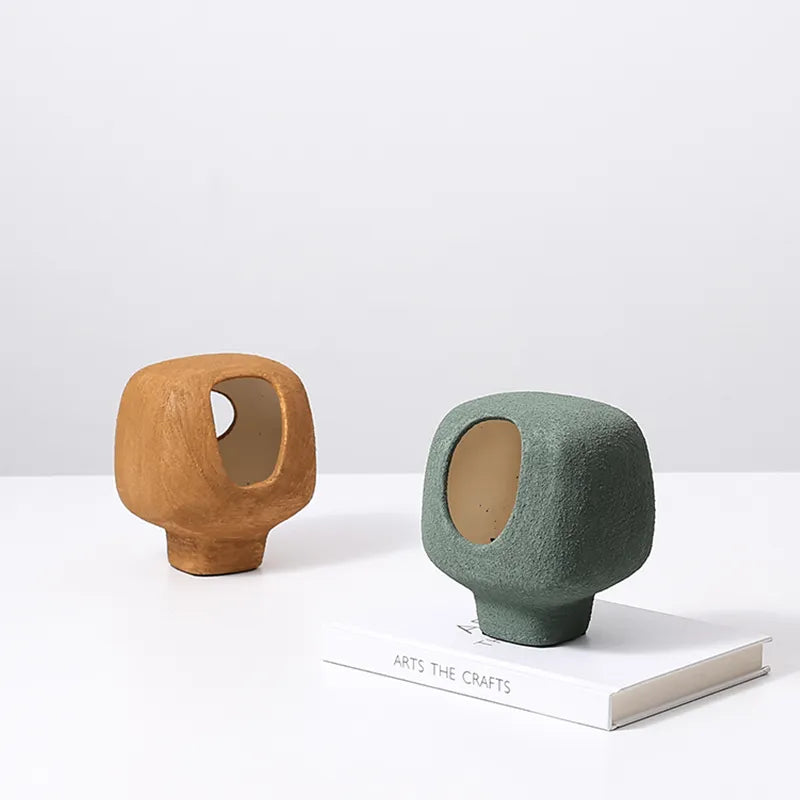 Green Ceramic Curve Vase With Spikes Fd-D22068B -  Vases - ebarza Furniture UAE | Shop Modern Furniture in Abu Dhabi & Dubai - مفروشات ايبازرا في الامارات | تسوق اثاث عصري وديكورات مميزة في دبي وابوظبي