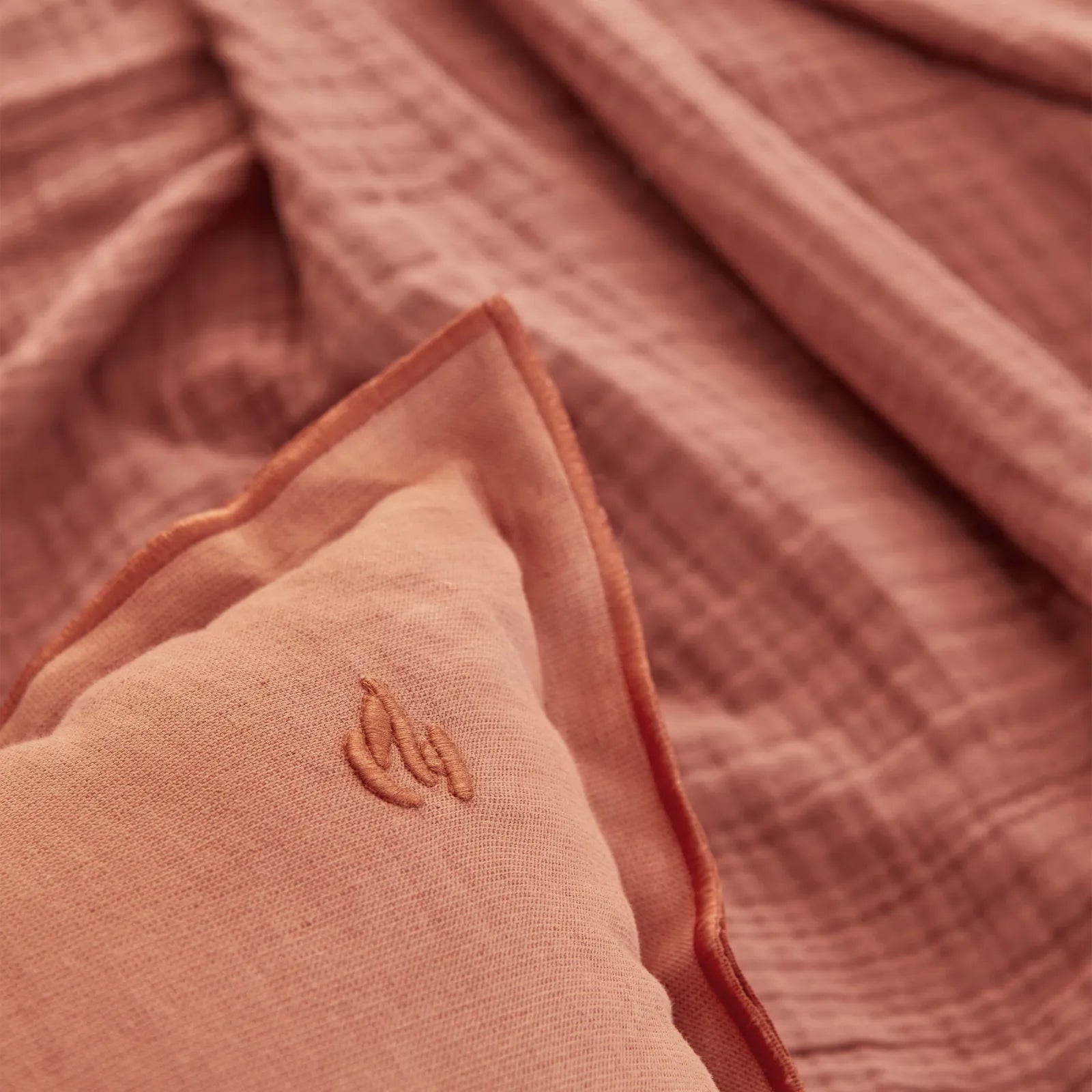 Karaca Home 4 Element Aragon 100% Cotton Double Bedspread Ateş 200.18.01.0697 -  Bedding - ebarza Furniture UAE | Shop Modern Furniture in Abu Dhabi & Dubai - مفروشات ايبازرا في الامارات | تسوق اثاث عصري وديكورات مميزة في دبي وابوظبي