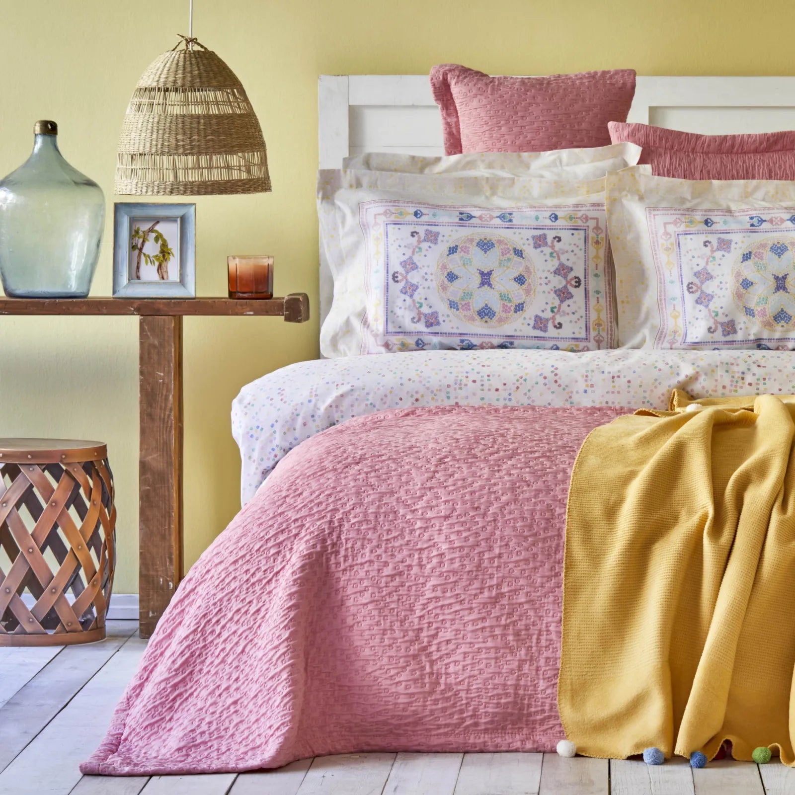 Karaca Home Bonbon Pink Double Cotton Winter Set 200.19.01.0021 -  Bedding - ebarza Furniture UAE | Shop Modern Furniture in Abu Dhabi & Dubai - مفروشات ايبازرا في الامارات | تسوق اثاث عصري وديكورات مميزة في دبي وابوظبي