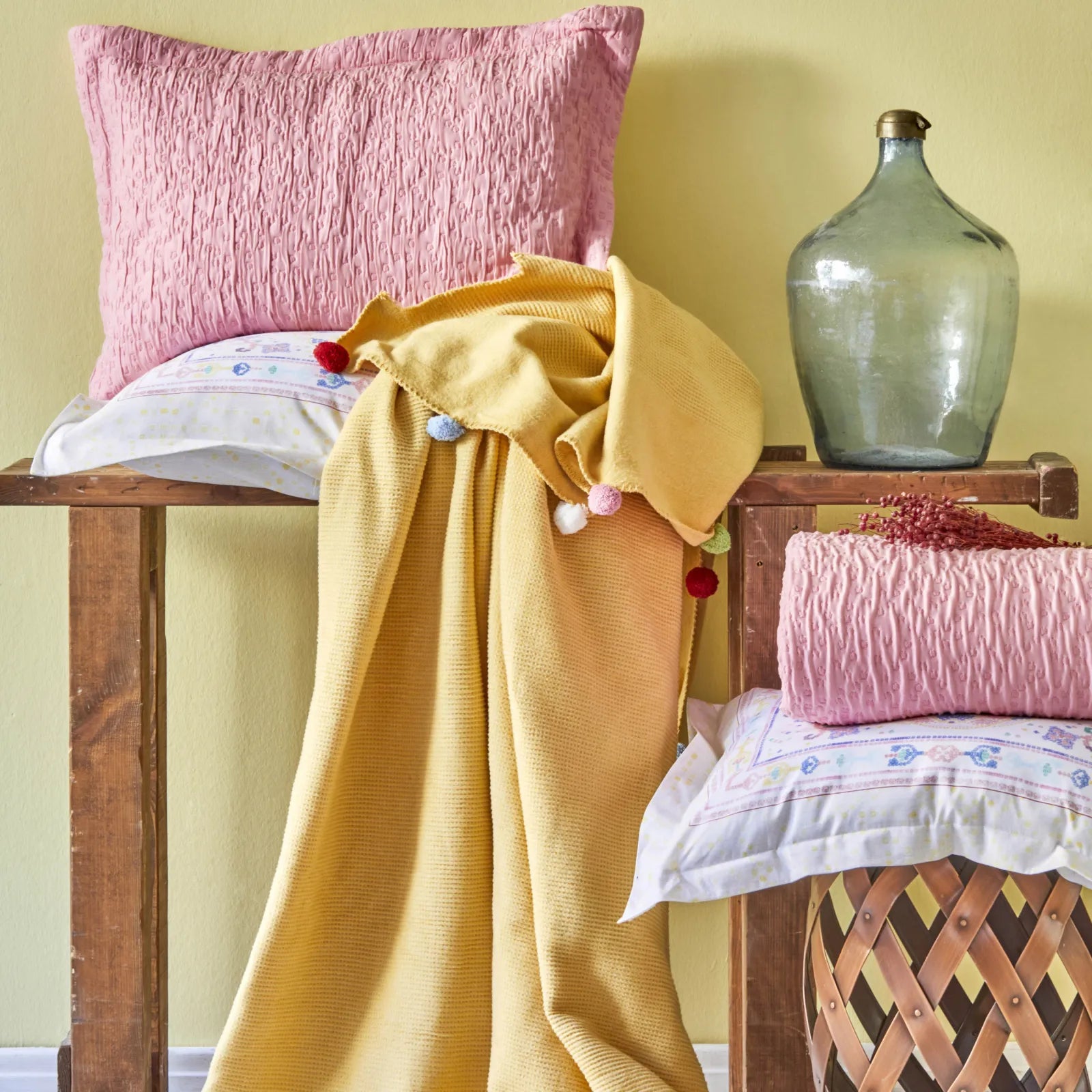 Karaca Home Bonbon Pink Double Cotton Winter Set 200.19.01.0021 -  Bedding - ebarza Furniture UAE | Shop Modern Furniture in Abu Dhabi & Dubai - مفروشات ايبازرا في الامارات | تسوق اثاث عصري وديكورات مميزة في دبي وابوظبي