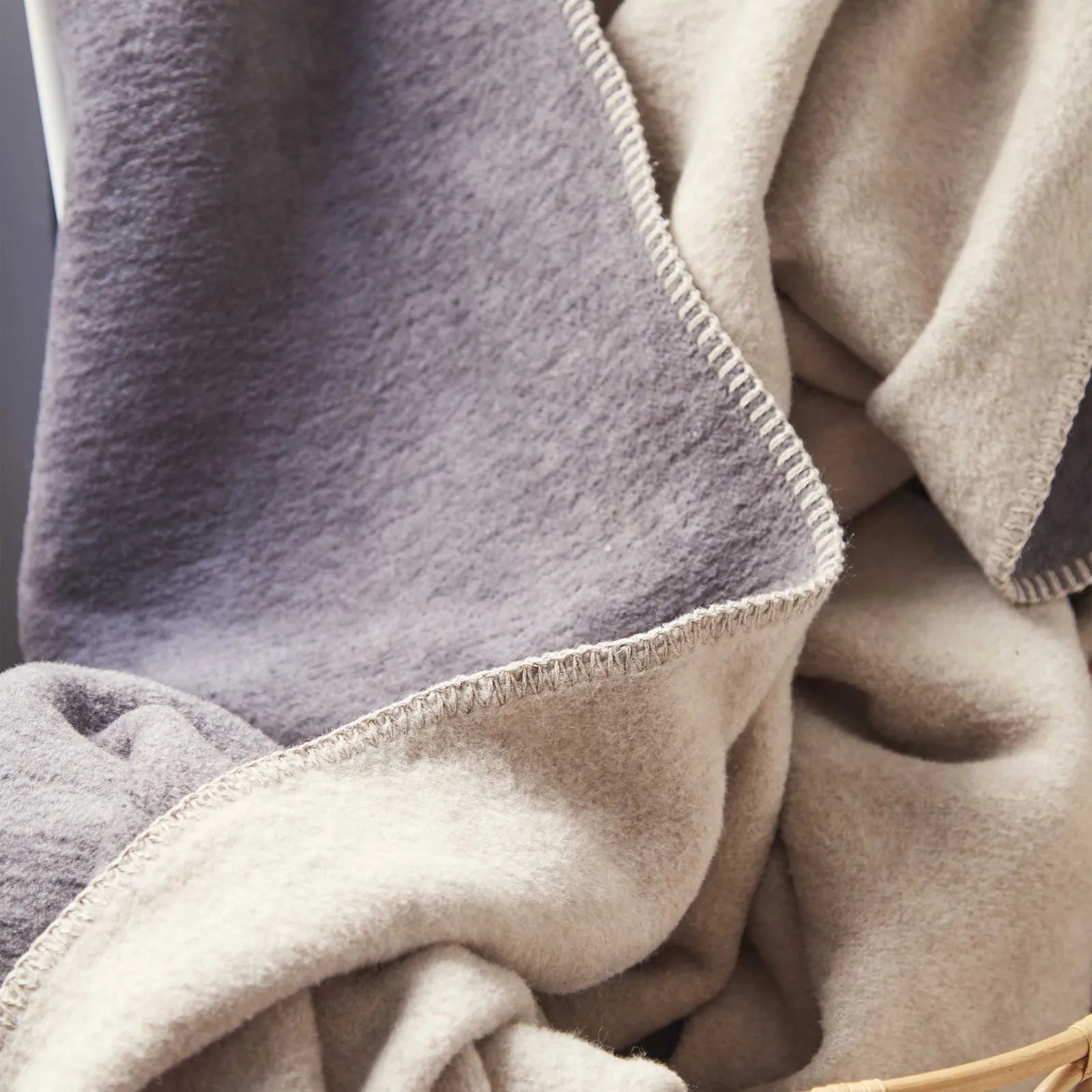Karaca Nautica Home Jetty Anthracite Beige Double-Sided Single Cotton Blanket 180.01.01.0447 -  Blankets - ebarza Furniture UAE | Shop Modern Furniture in Abu Dhabi & Dubai - مفروشات ايبازرا في الامارات | تسوق اثاث عصري وديكورات مميزة في دبي وابوظبي