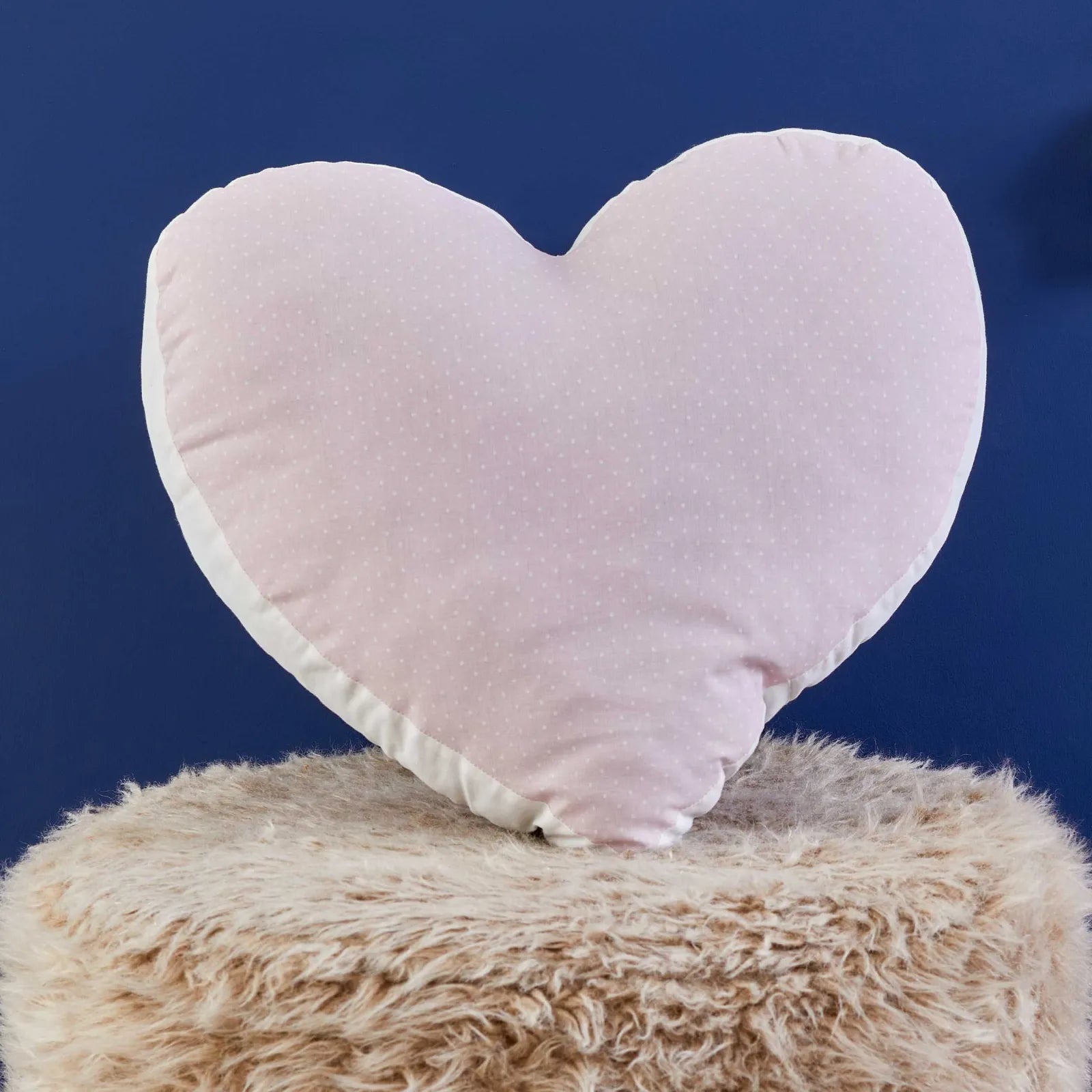 Karaca Sarah Anderson Heart 3D Filled Pillow 160.02.01.0520 -  Cushions - ebarza Furniture UAE | Shop Modern Furniture in Abu Dhabi & Dubai - مفروشات ايبازرا في الامارات | تسوق اثاث عصري وديكورات مميزة في دبي وابوظبي