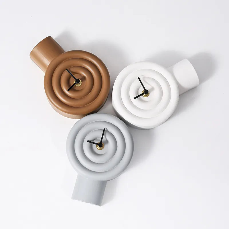 Brown Resin Table Clock Fc-Sz2177B -  Clocks - ebarza Furniture UAE | Shop Modern Furniture in Abu Dhabi & Dubai - مفروشات ايبازرا في الامارات | تسوق اثاث عصري وديكورات مميزة في دبي وابوظبي