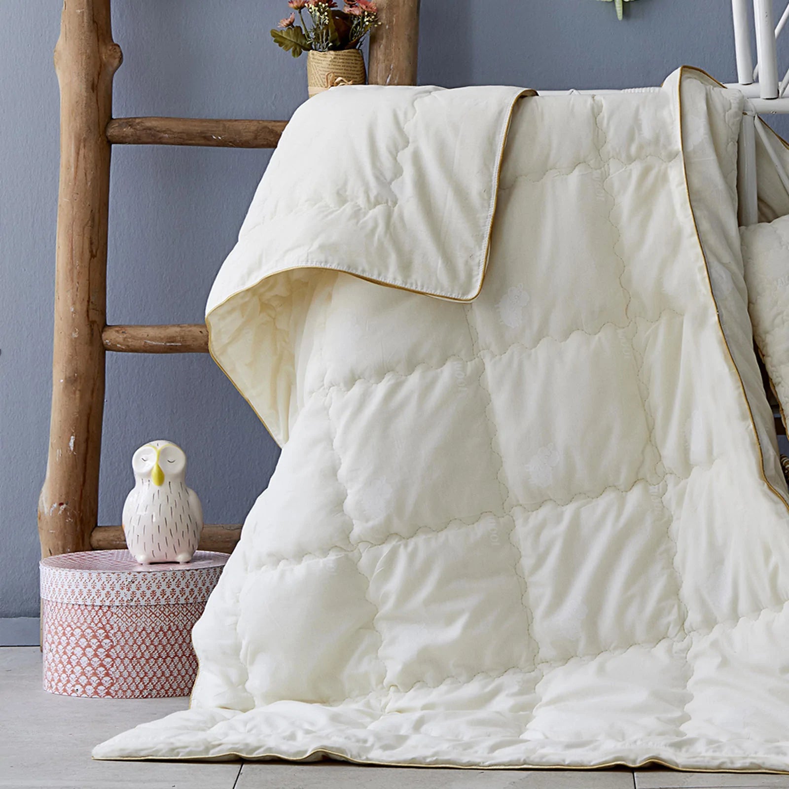 Set Of Double Cotton Quilt - 2 Pieces With Cotton Pillow[Yun Yorgan 195*215] 200.15.01.0258 -  Bedding - ebarza Furniture UAE | Shop Modern Furniture in Abu Dhabi & Dubai - مفروشات ايبازرا في الامارات | تسوق اثاث عصري وديكورات مميزة في دبي وابوظبي